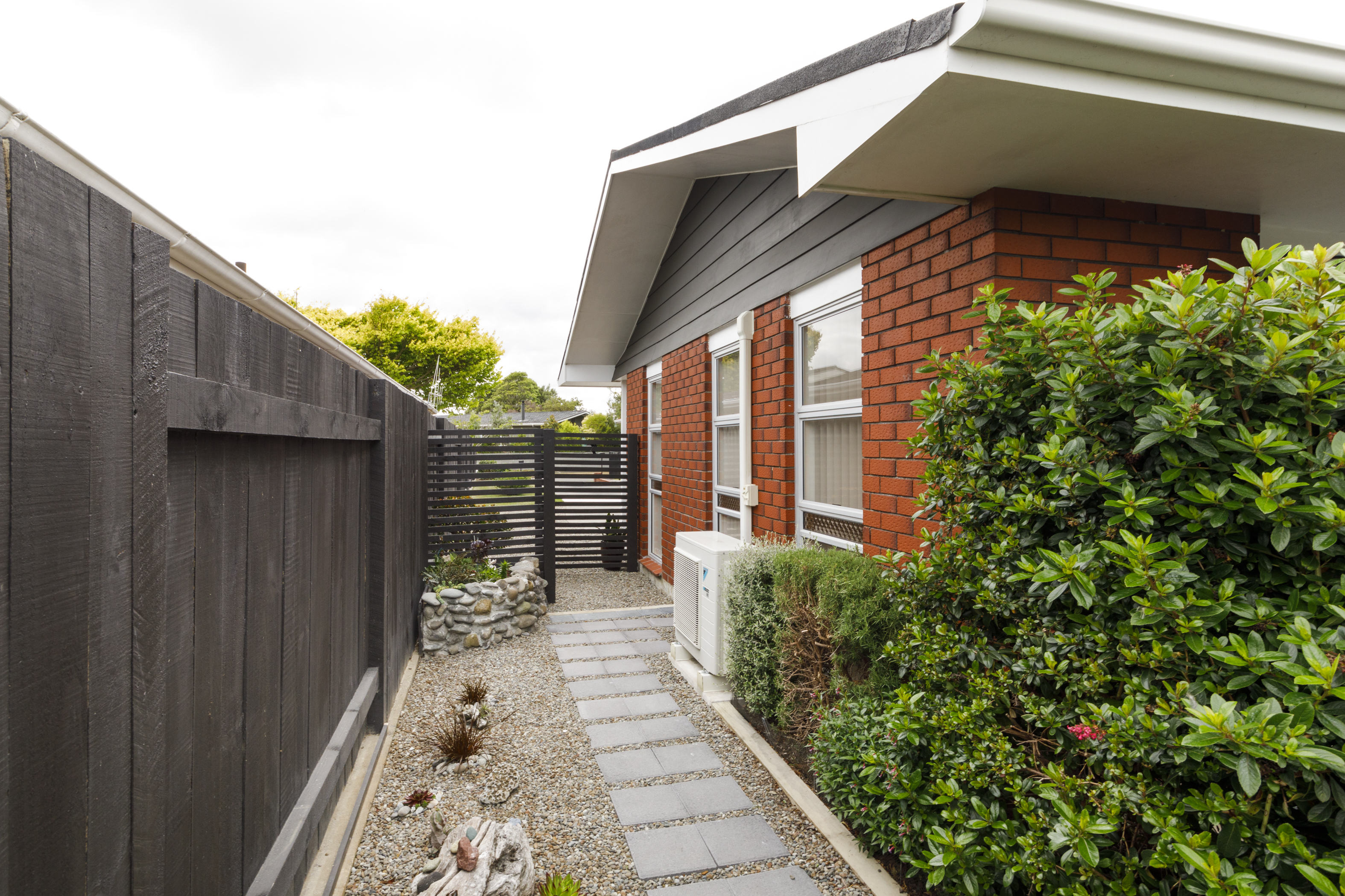 Property Picture: Buyer Enquiry Range: $410,000 - $435,000