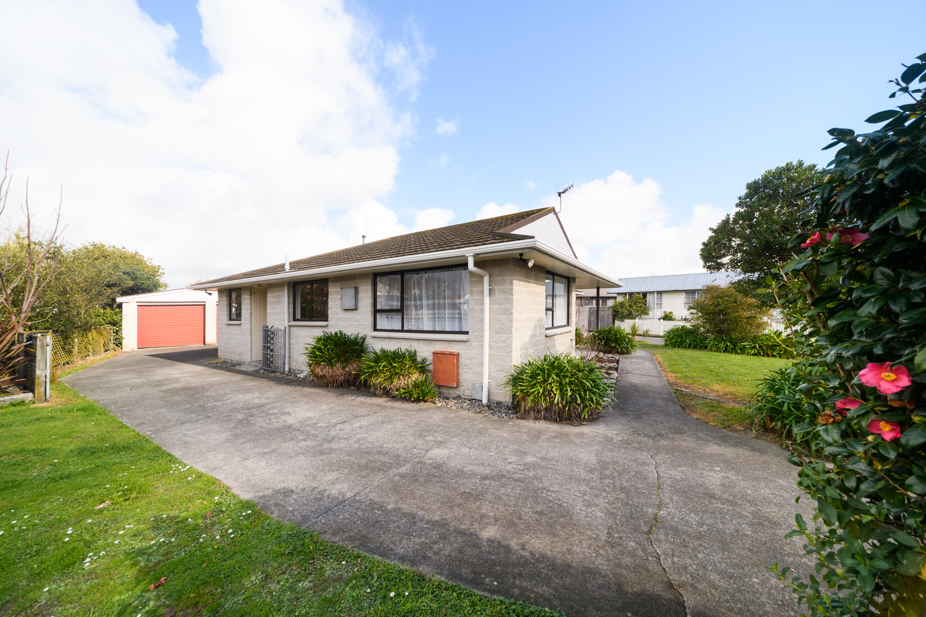 Property Picture: OFFERS OVER: $420,000
