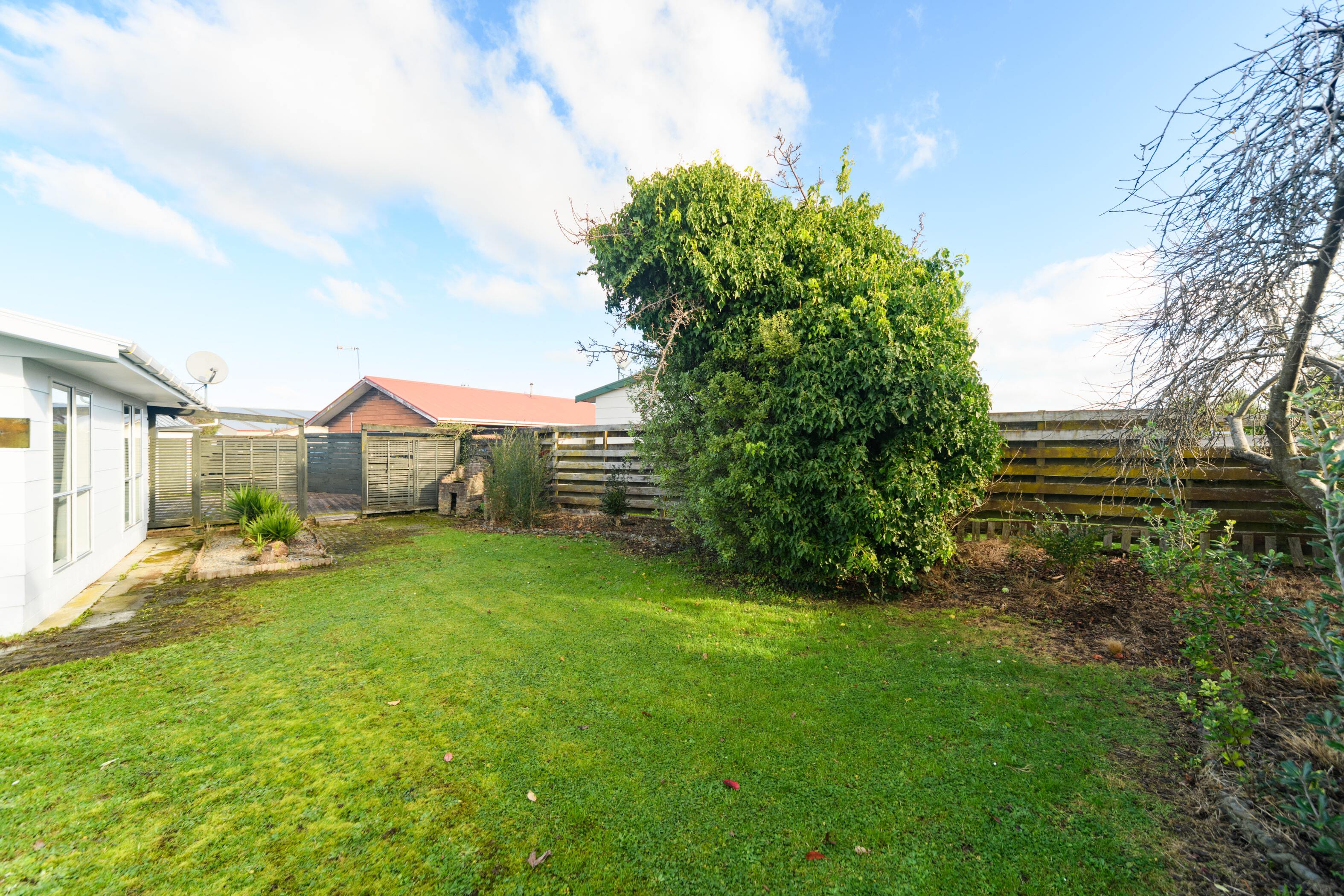 Property Picture: Fabulous family home on Acacia