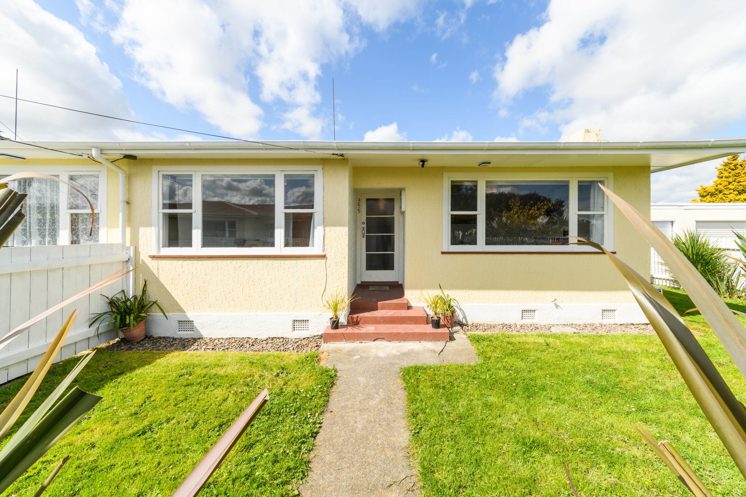 Property Picture: Tidy entry level home ready for you!