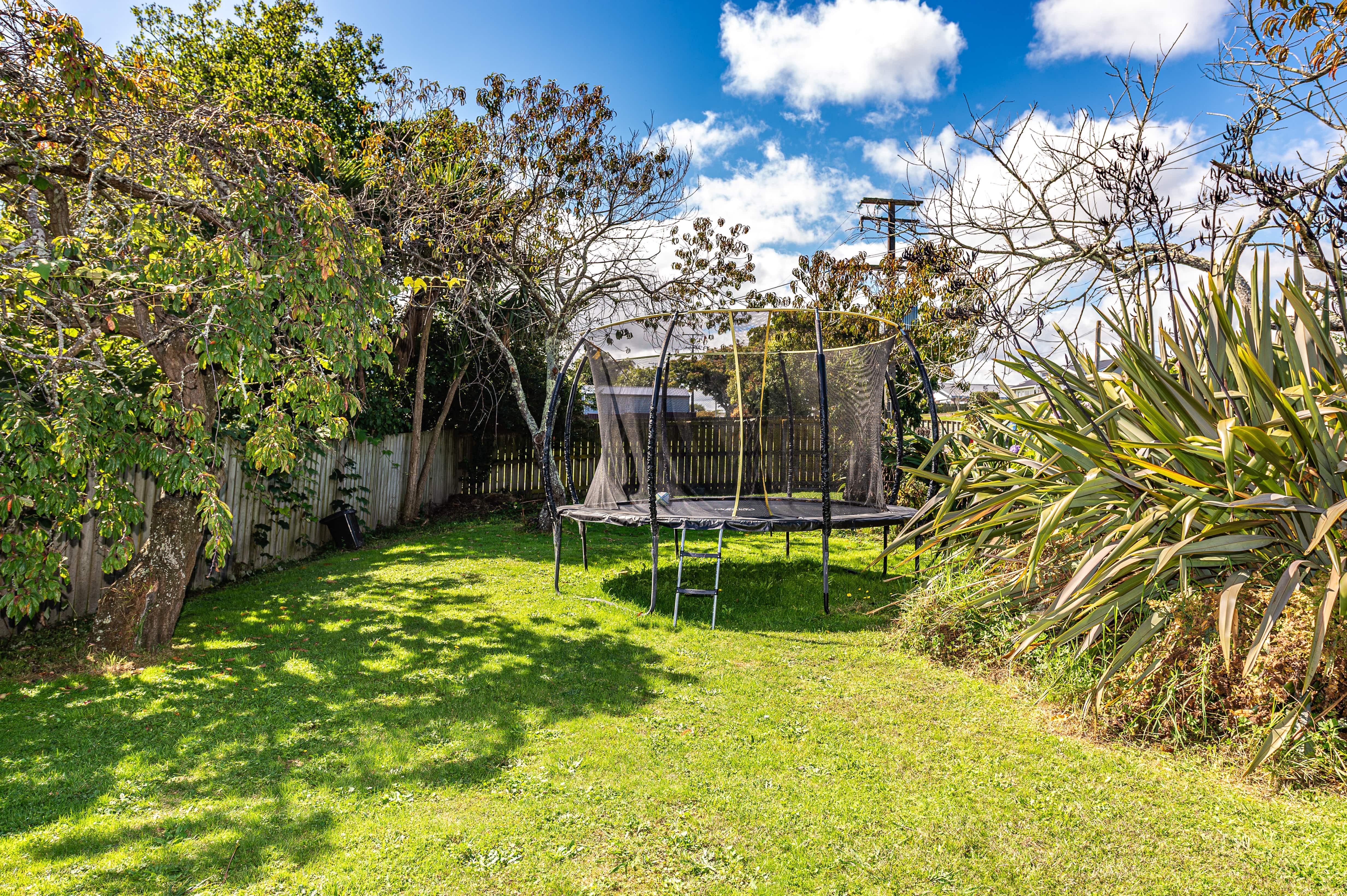 Property Picture: Ample on Anzac!