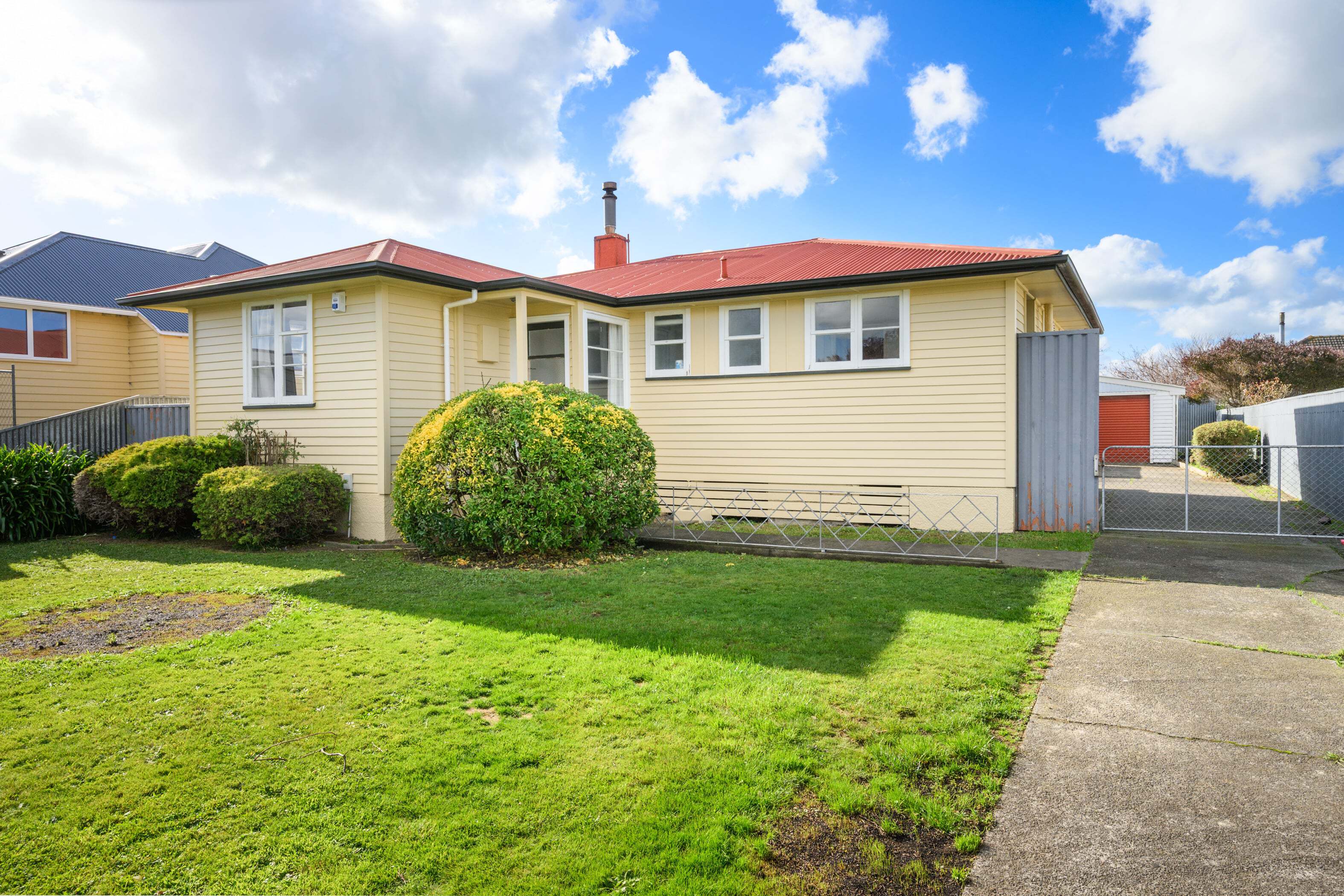 Property Picture: Solid Start or Smart Investment!