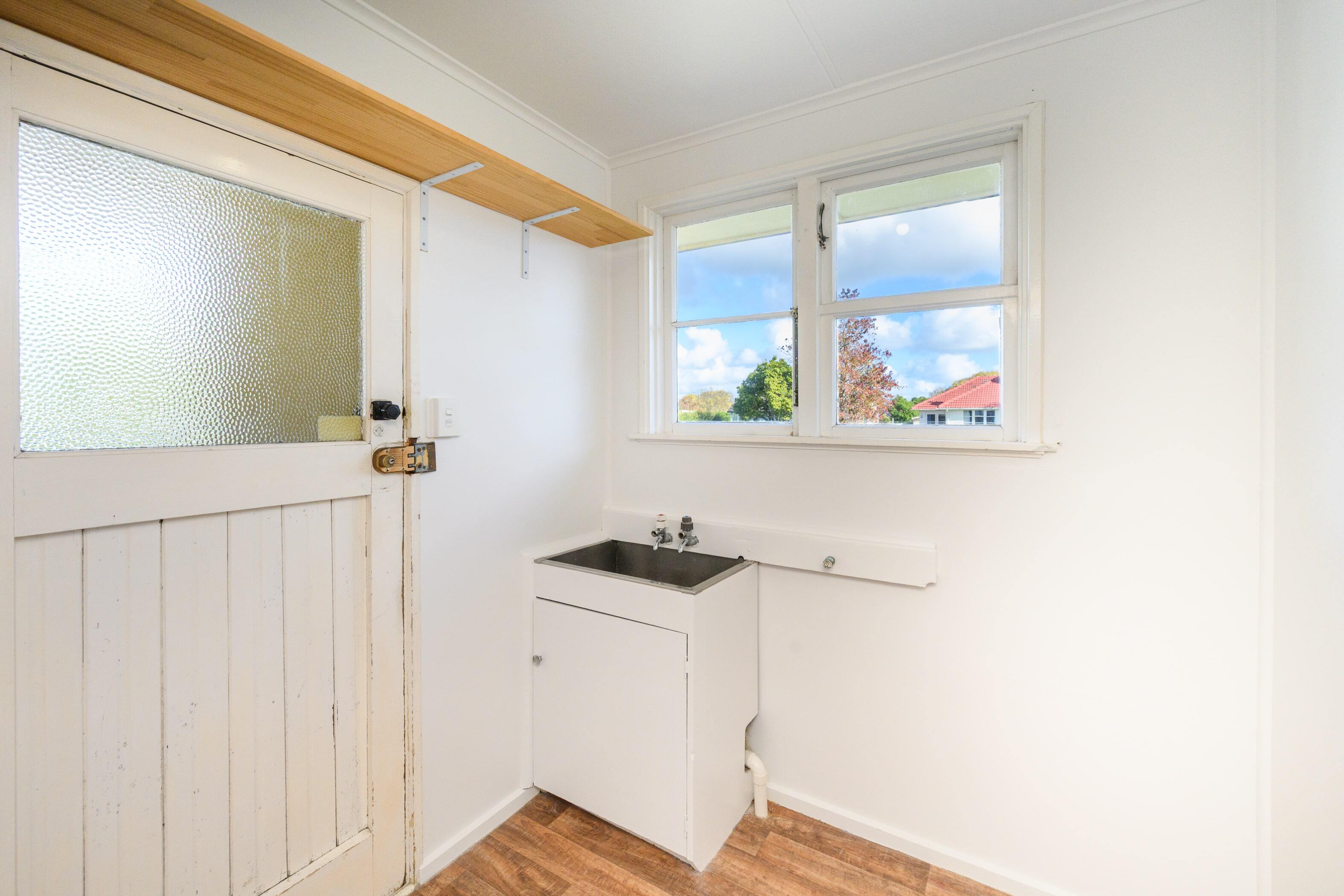 Property Picture: Solid Start or Smart Investment!