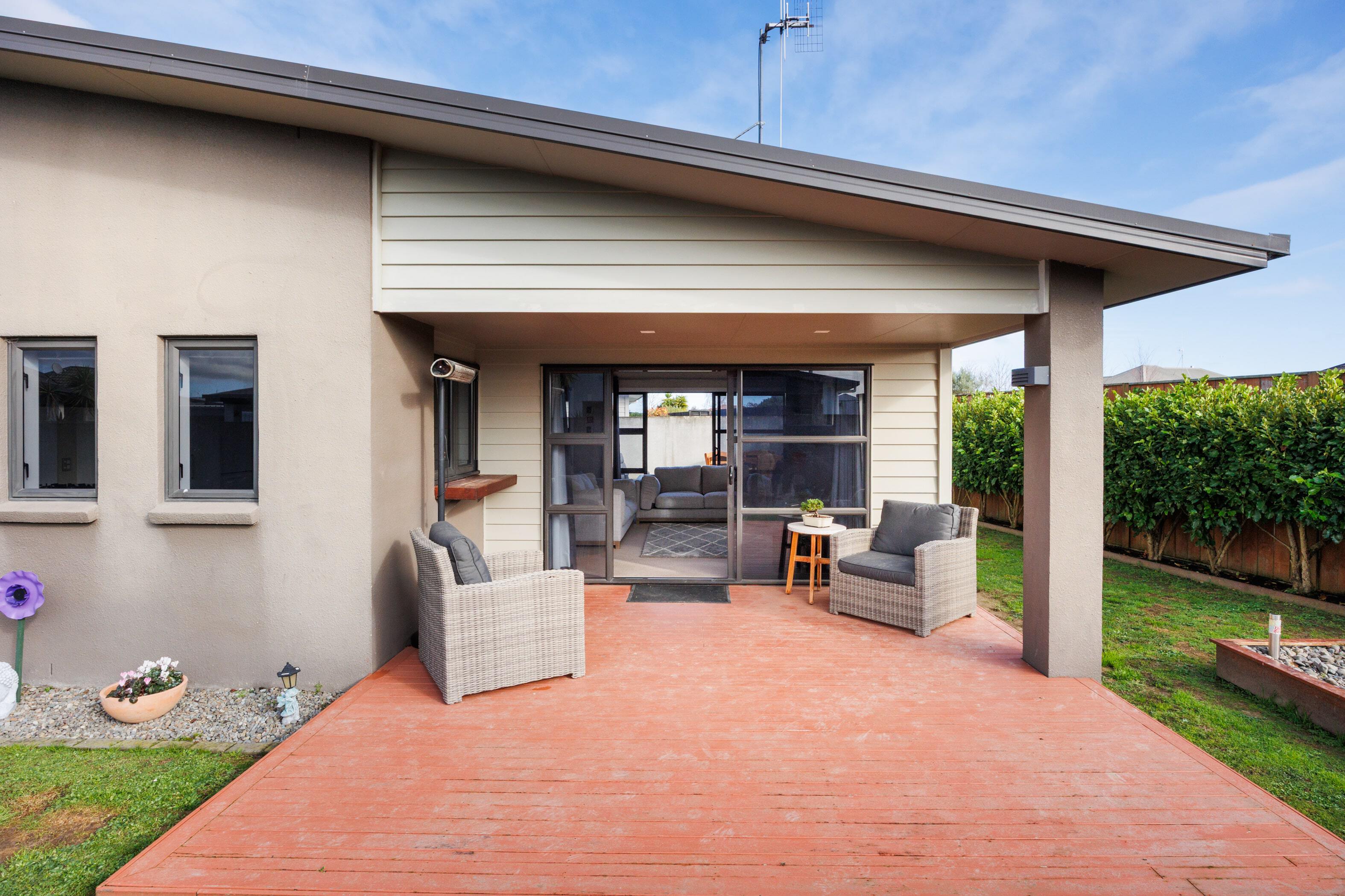 Property Picture: Modern Living With Style