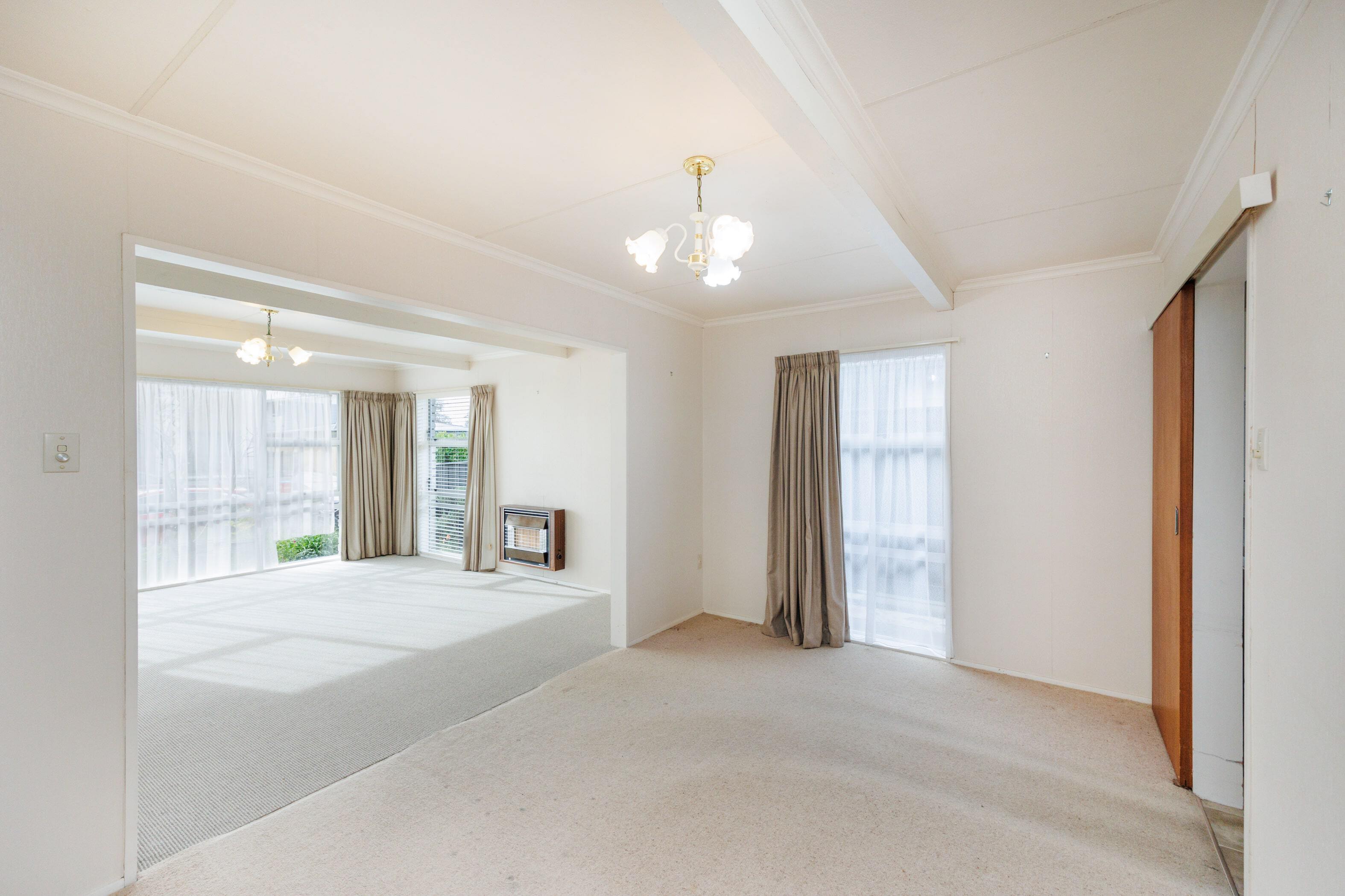 Property Picture: Easy Living, Great Location!