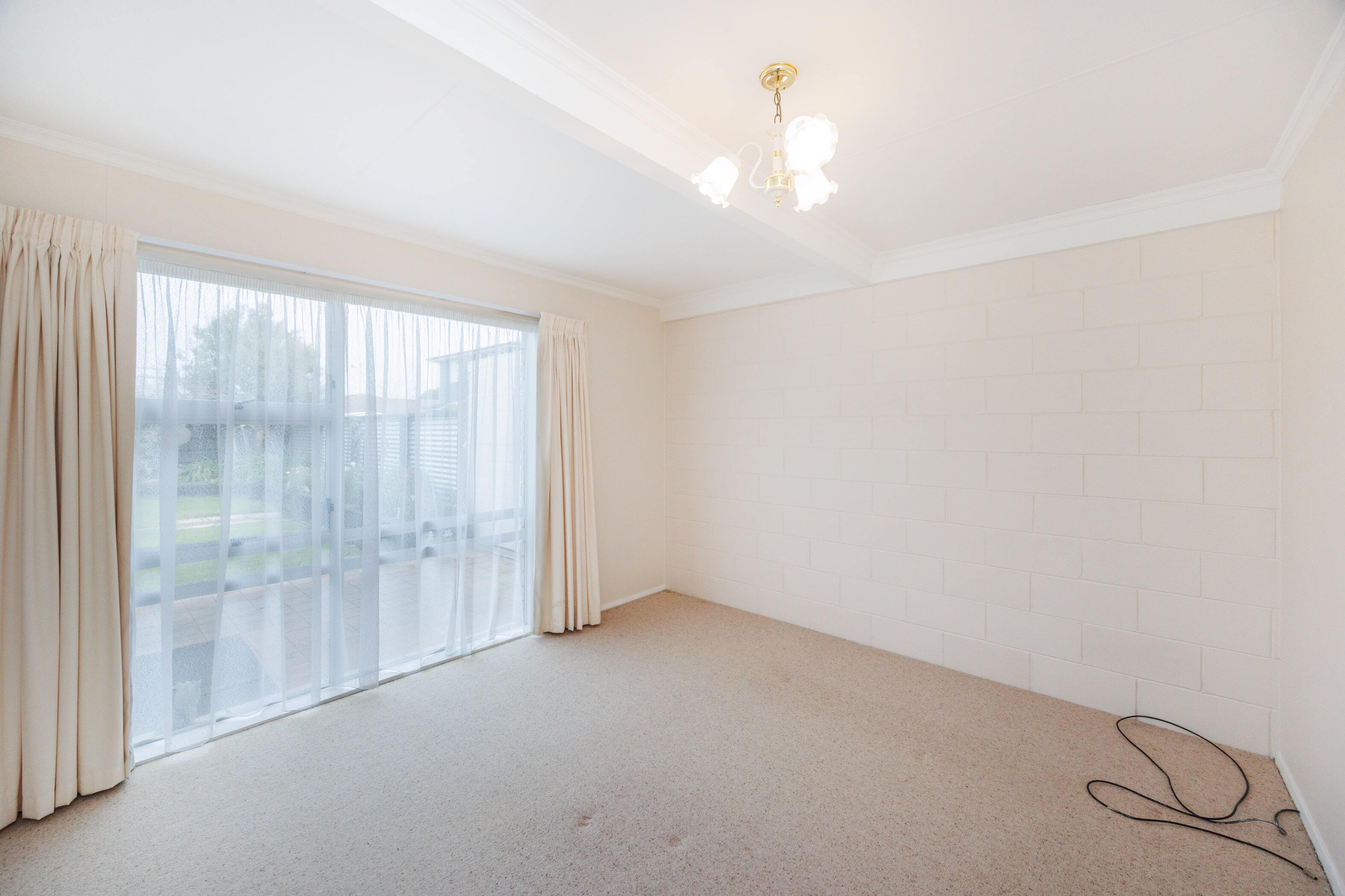 Property Picture: Easy Living, Great Location!