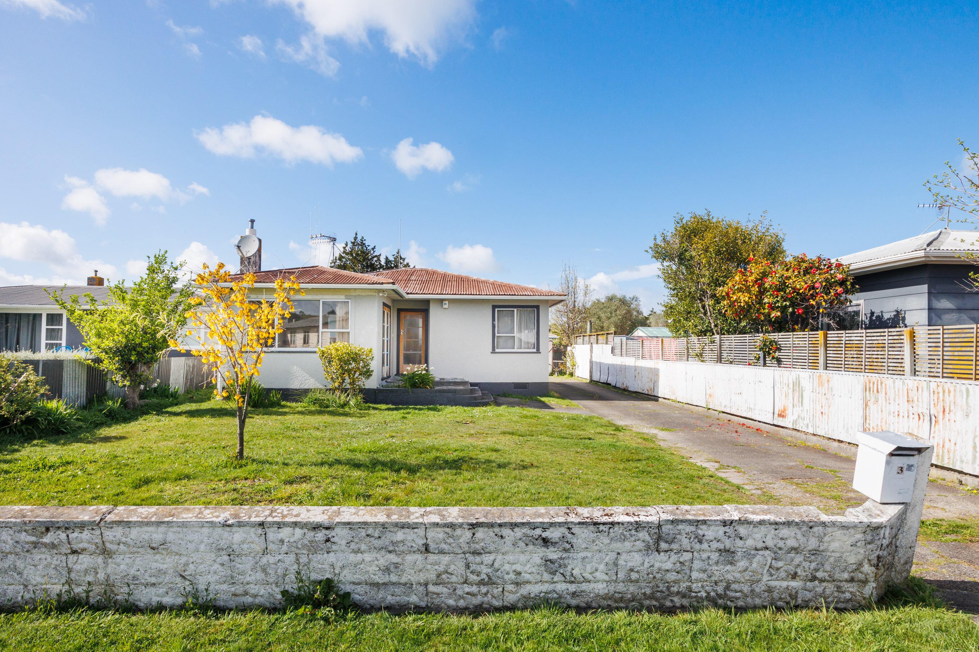 Property Picture: Bring Your Vision Here!