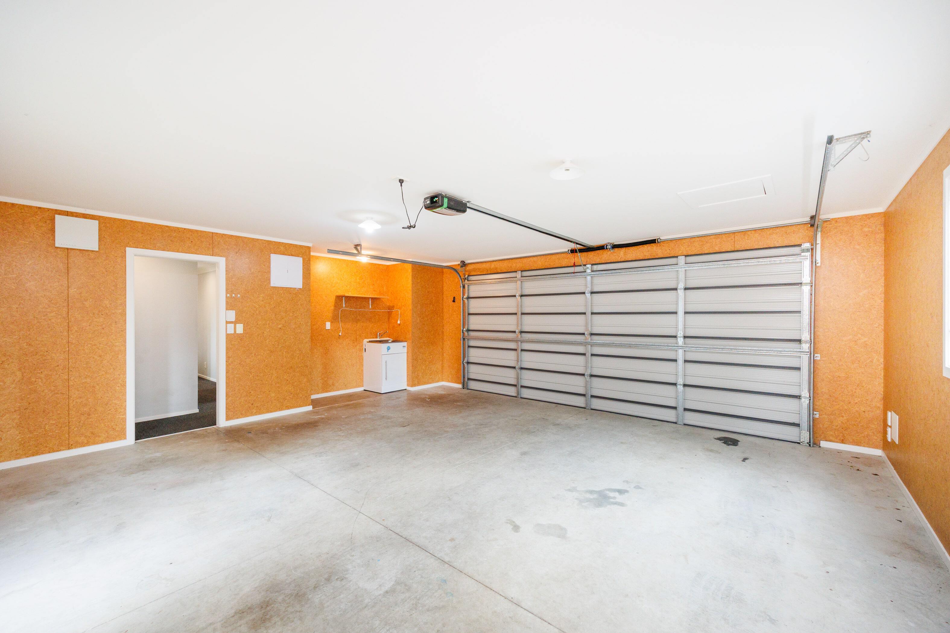 Property Picture: Stylish Living for the Modern Family