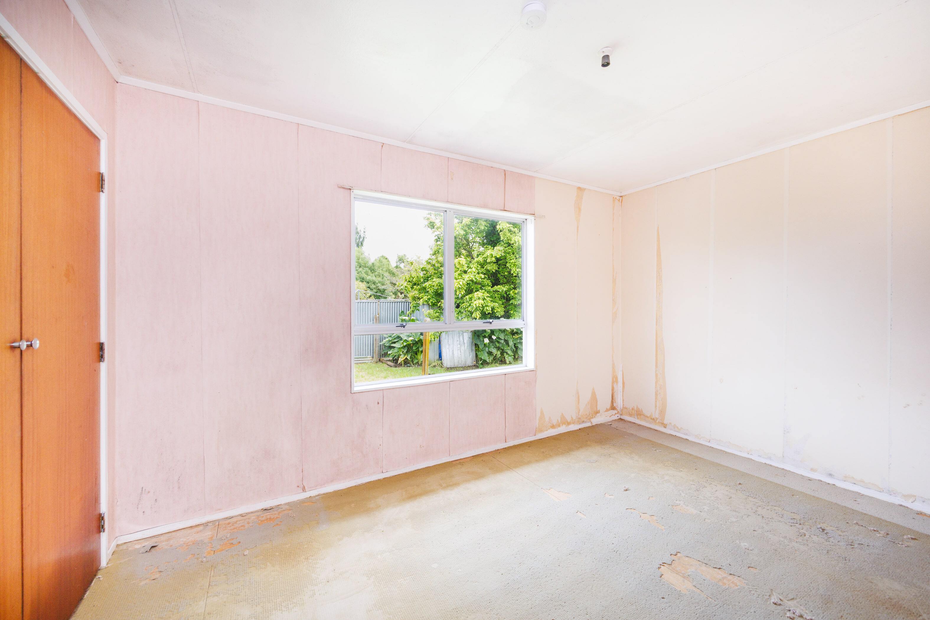 Property Picture: Private home with plenty of space and potential