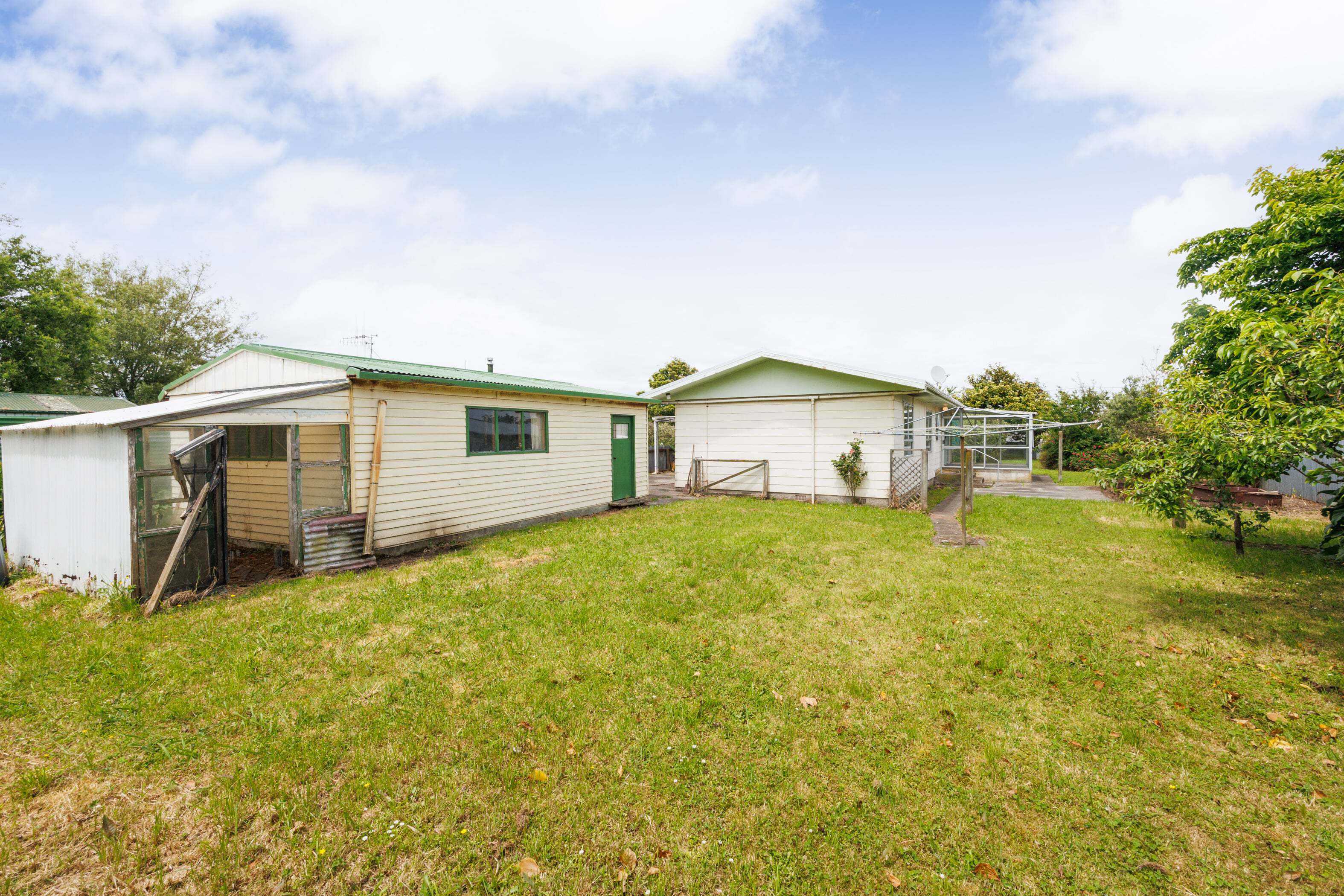 Property Picture: Private home with plenty of space and potential