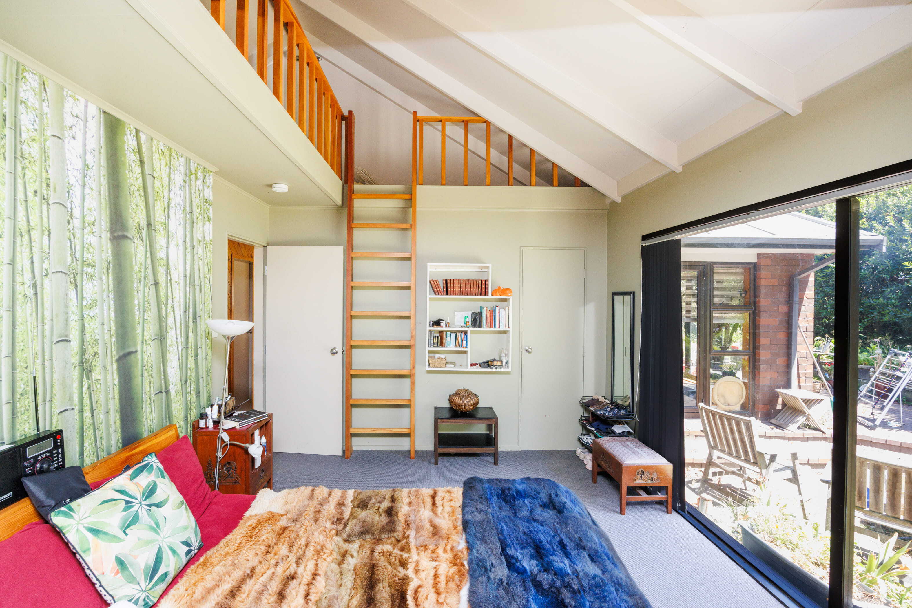 Property Picture: Room for the Boat, the Family & the Beach Toys