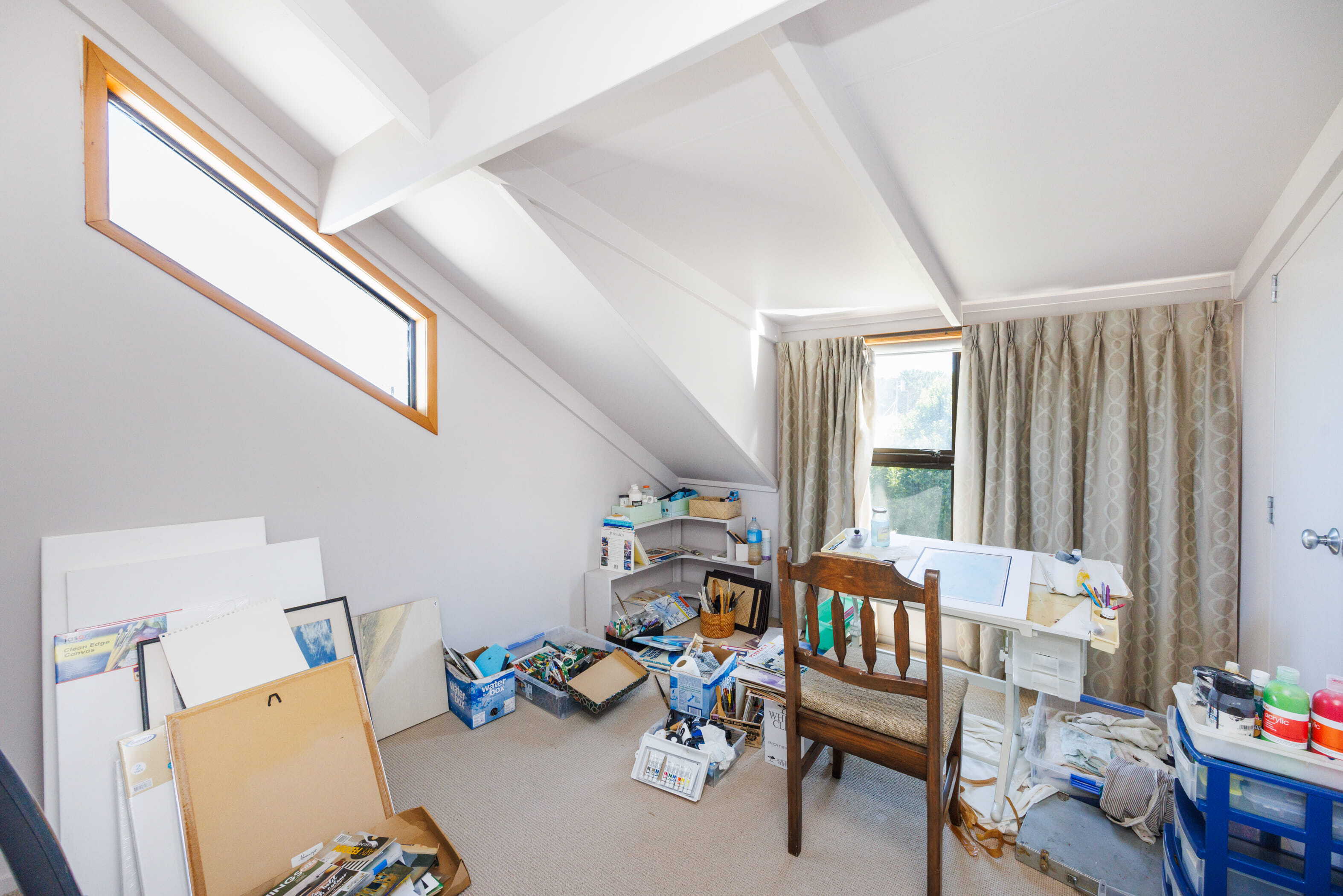 Property Picture: Room for the Boat, the Family & the Beach Toys