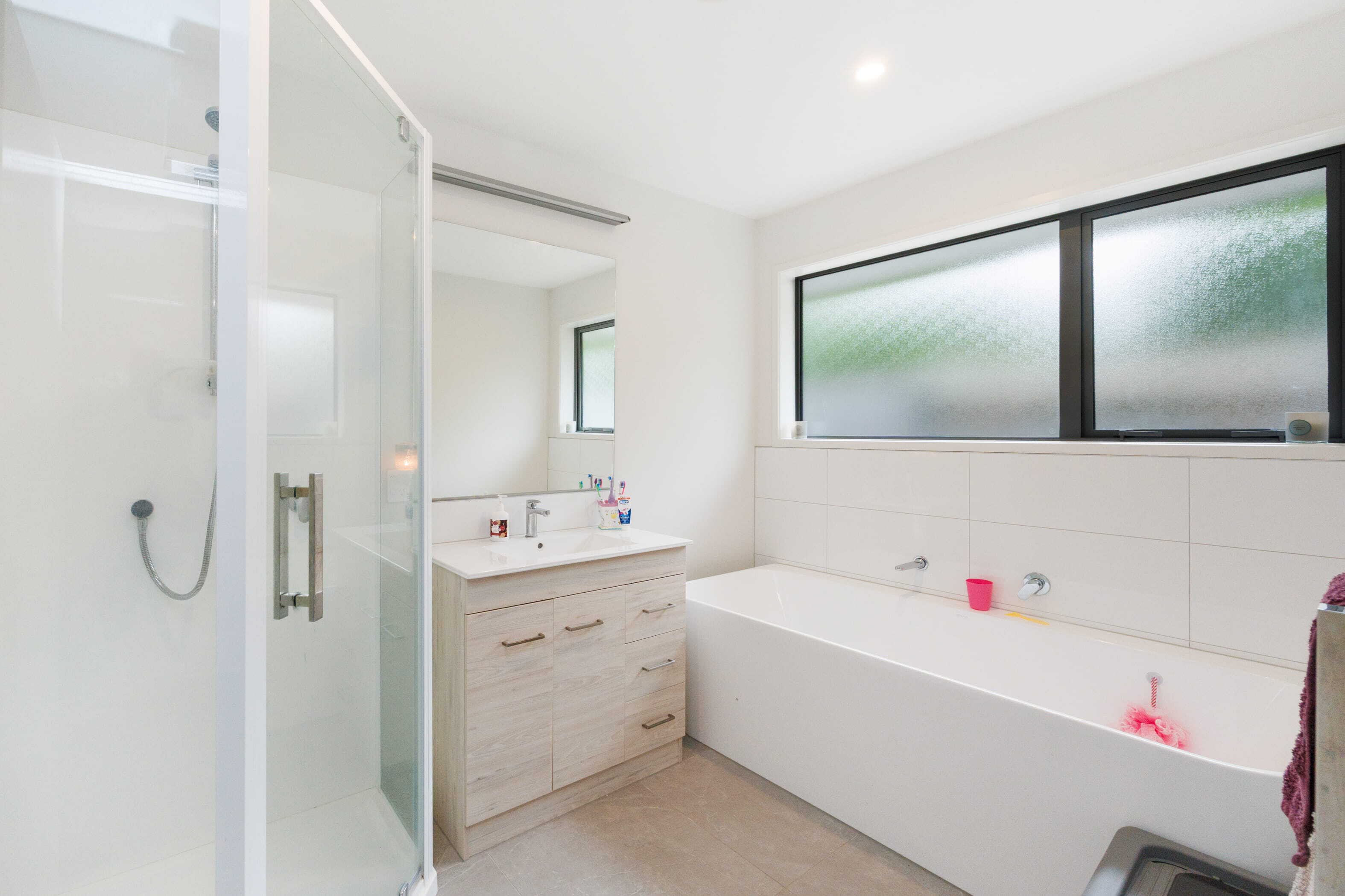 Property Picture: The Perfect Modern Living-Built in 2021