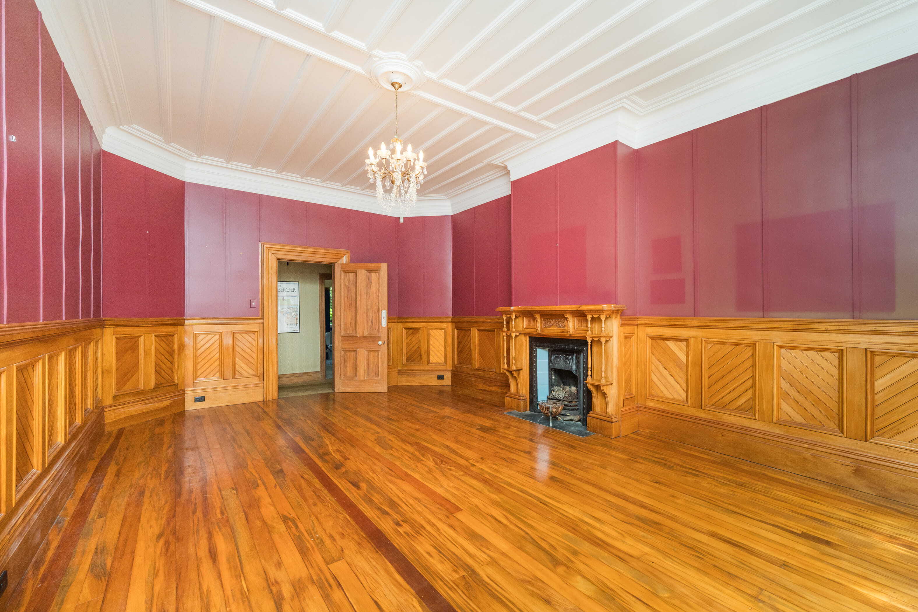 Property Picture: A Victoria Avenue Legacy