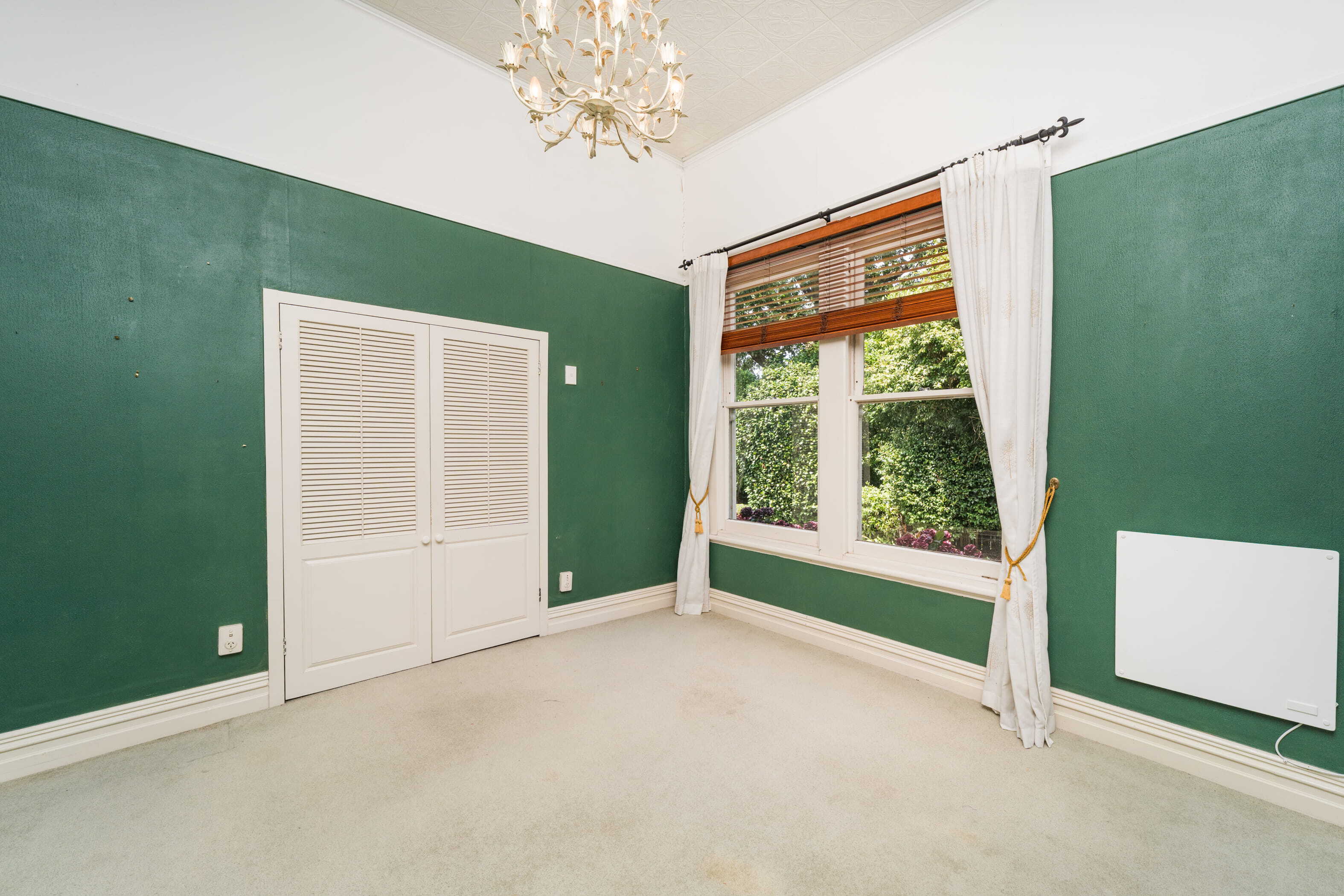 Property Picture: A Victoria Avenue Legacy