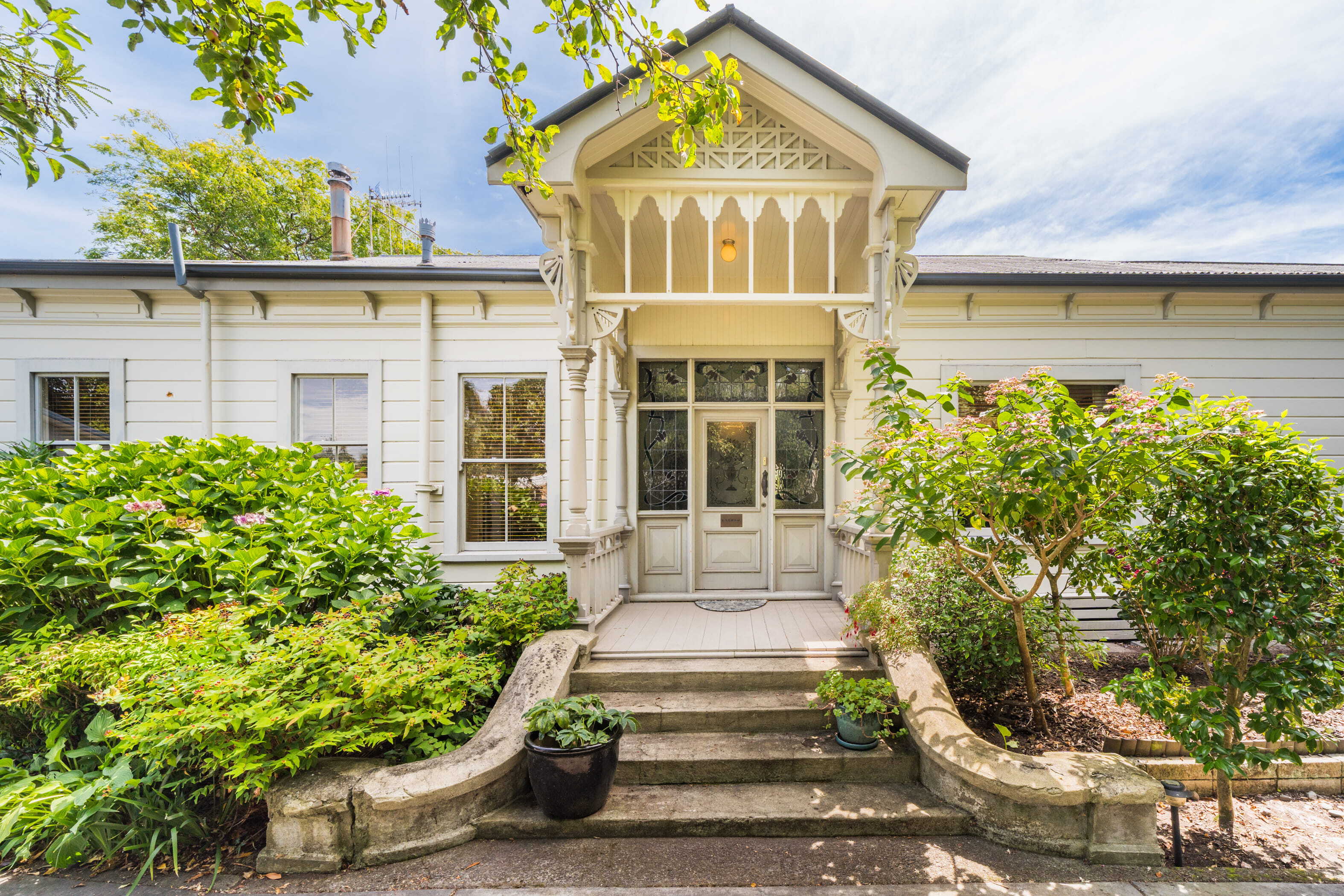 Property Picture: A Victoria Avenue Legacy