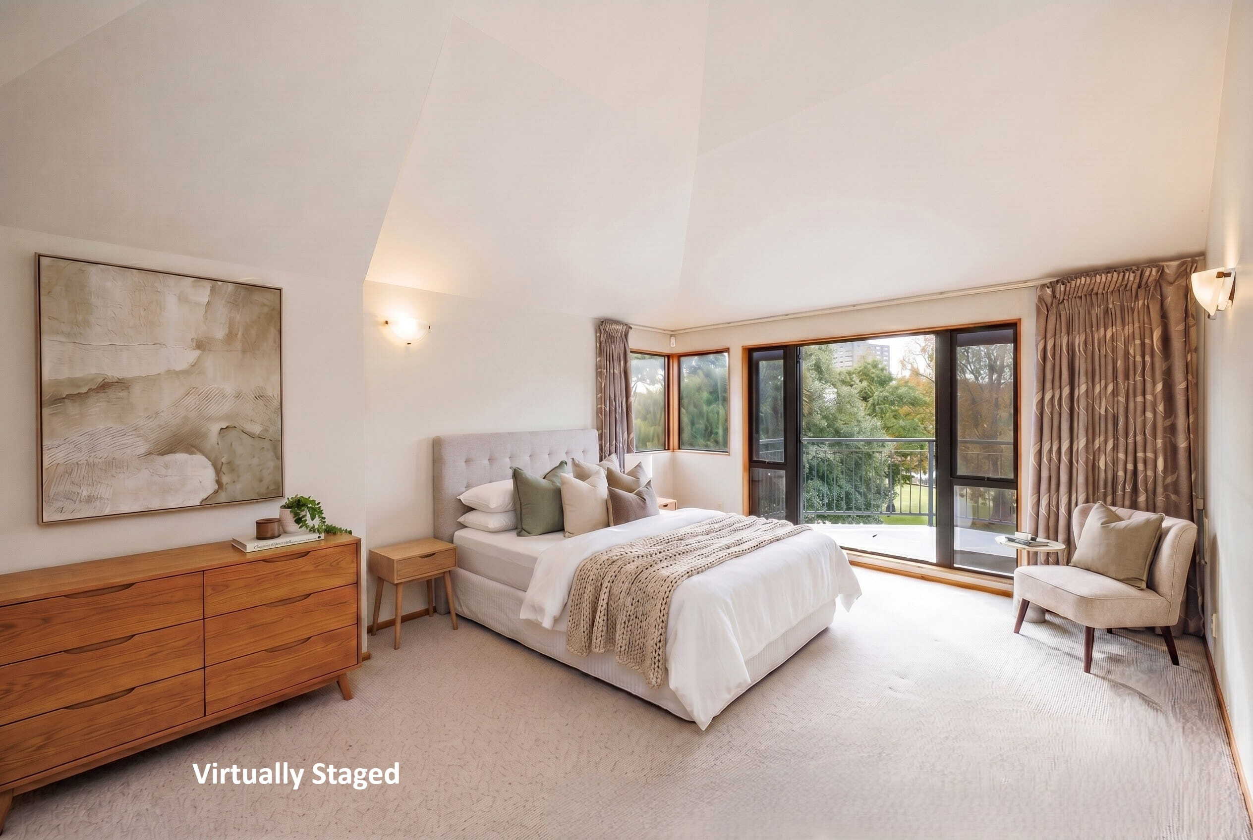 Property Picture: Prestigious Parkside on a Grand Scale