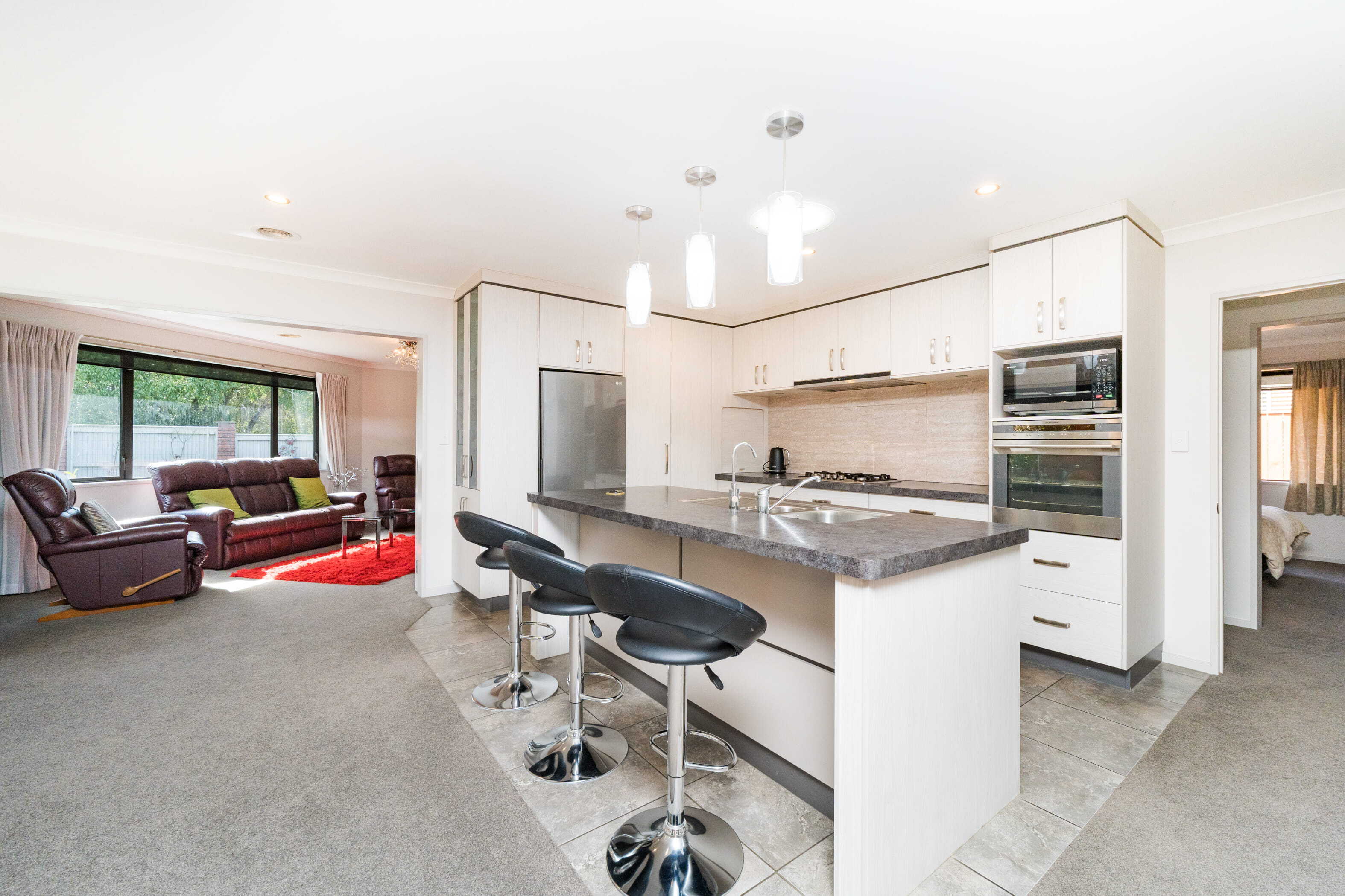 Property Picture: Easy-Care Brick, Maximum Space