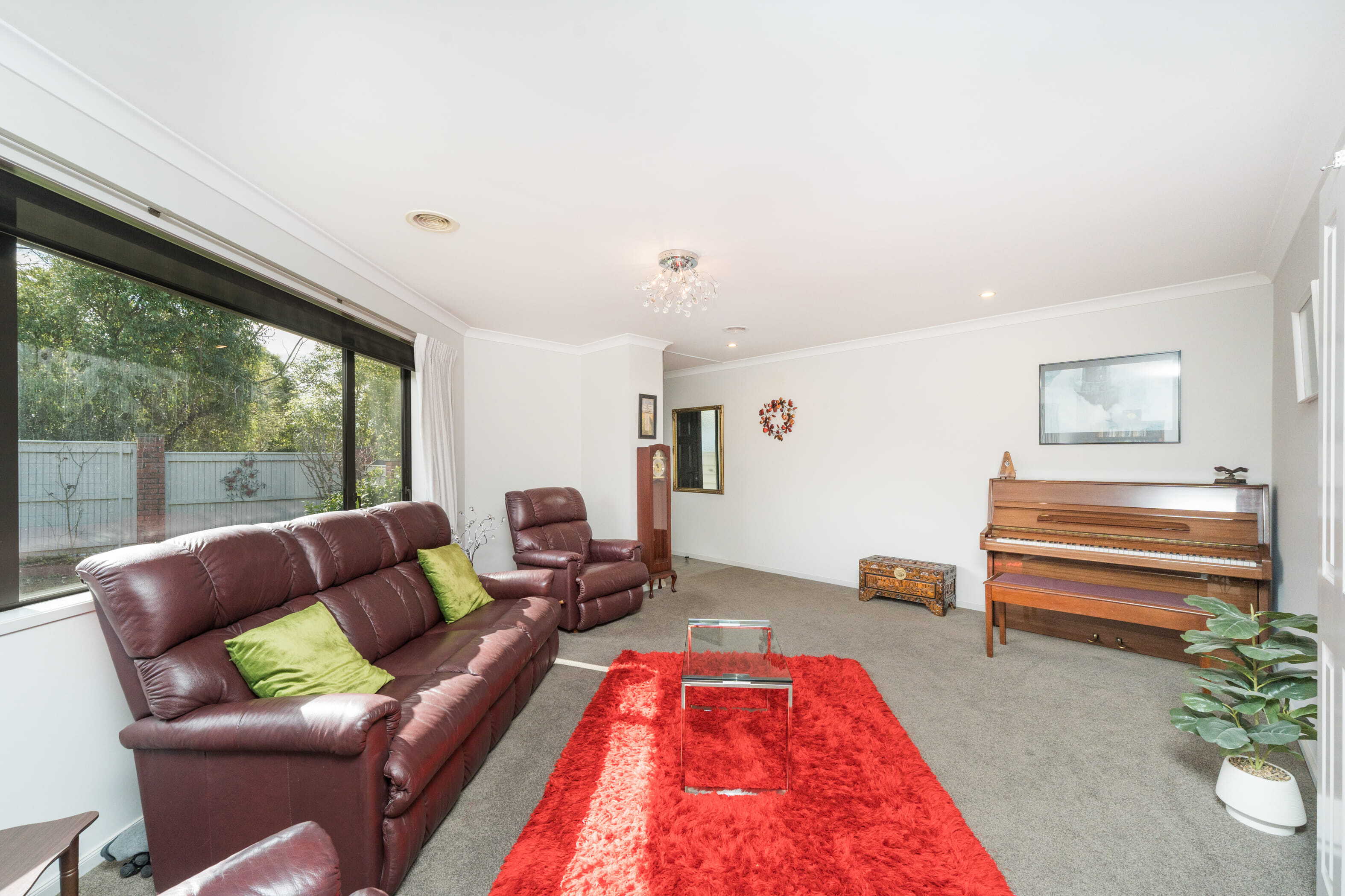 Property Picture: Easy-Care Brick, Maximum Space