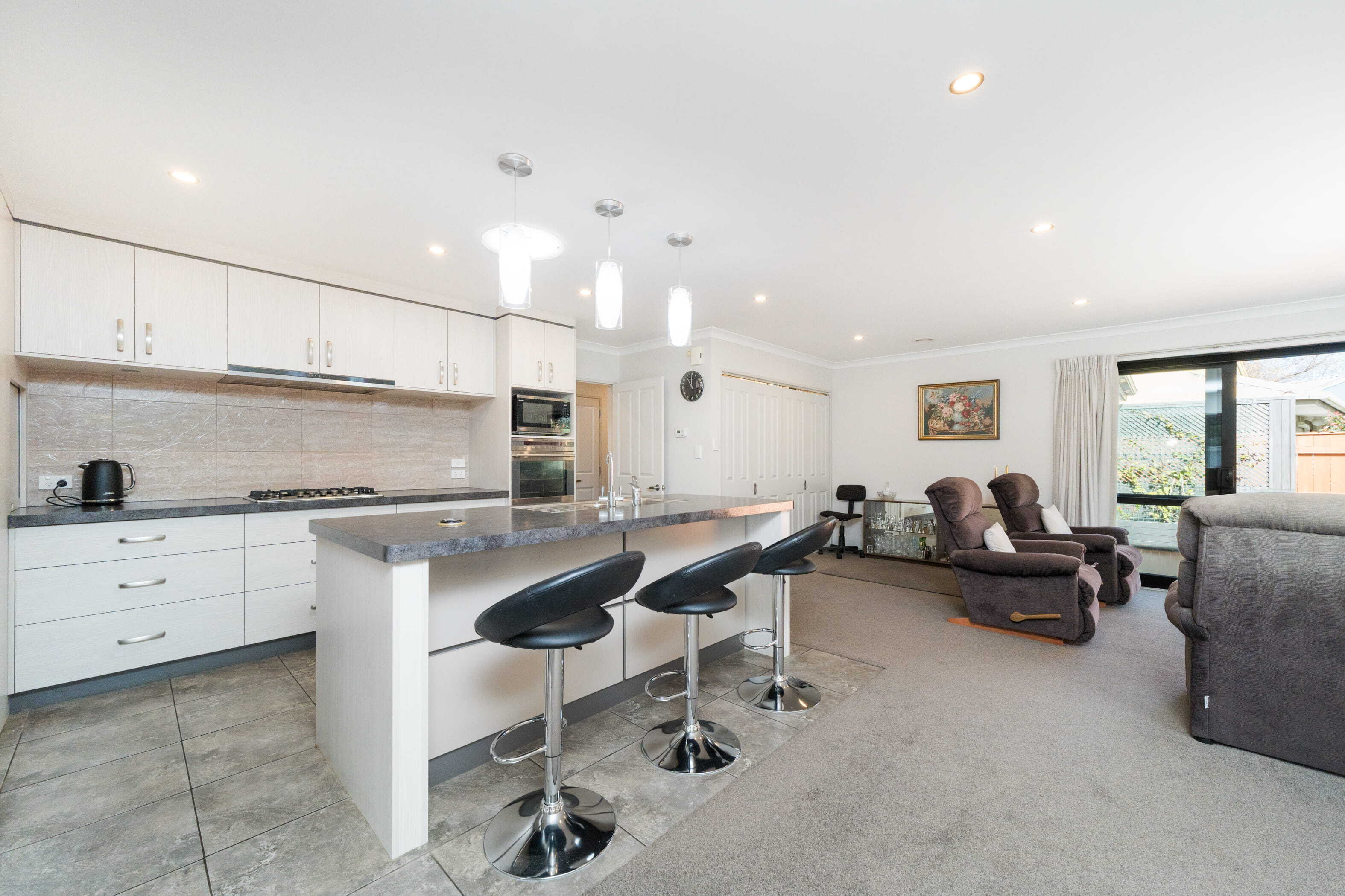 Property Picture: Easy-Care Brick, Maximum Space