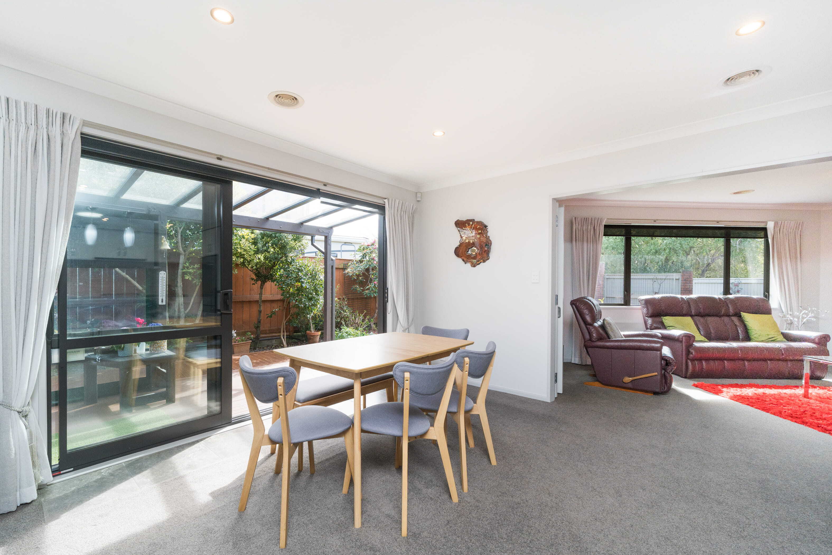 Property Picture: Easy-Care Brick, Maximum Space