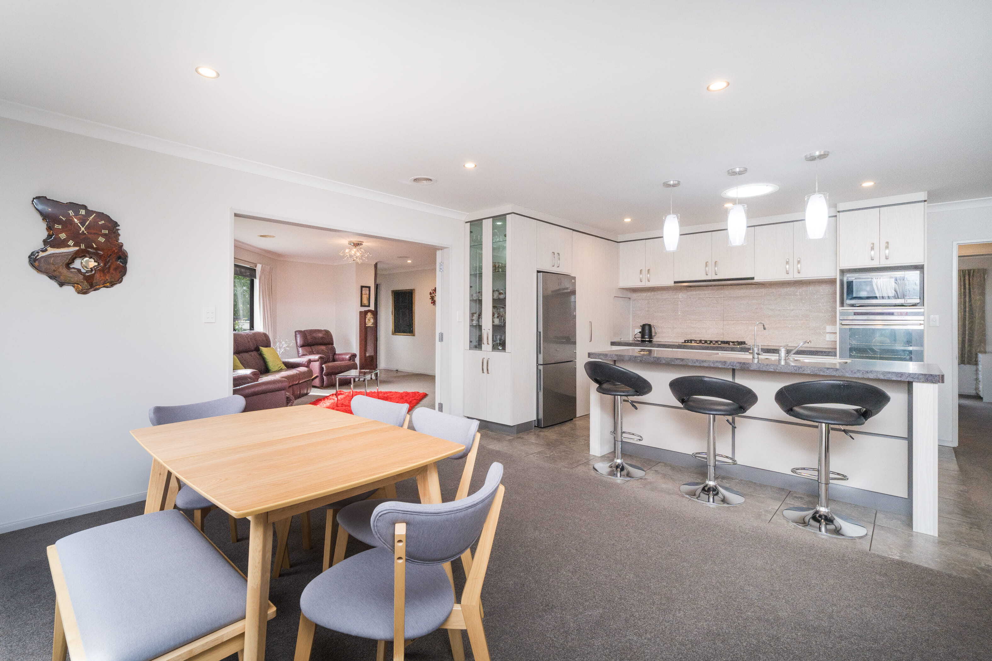 Property Picture: Easy-Care Brick, Maximum Space