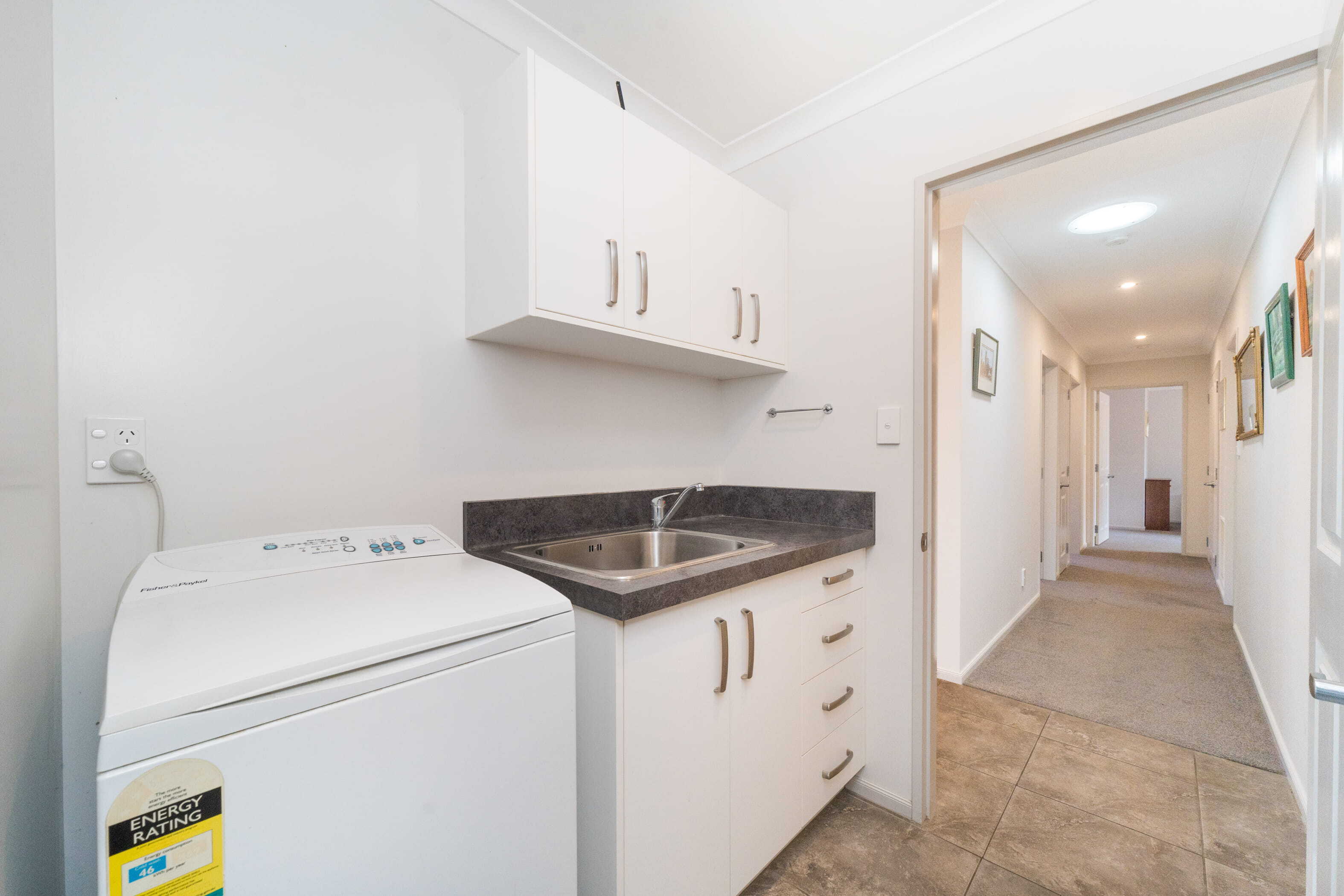 Property Picture: Easy-Care Brick, Maximum Space