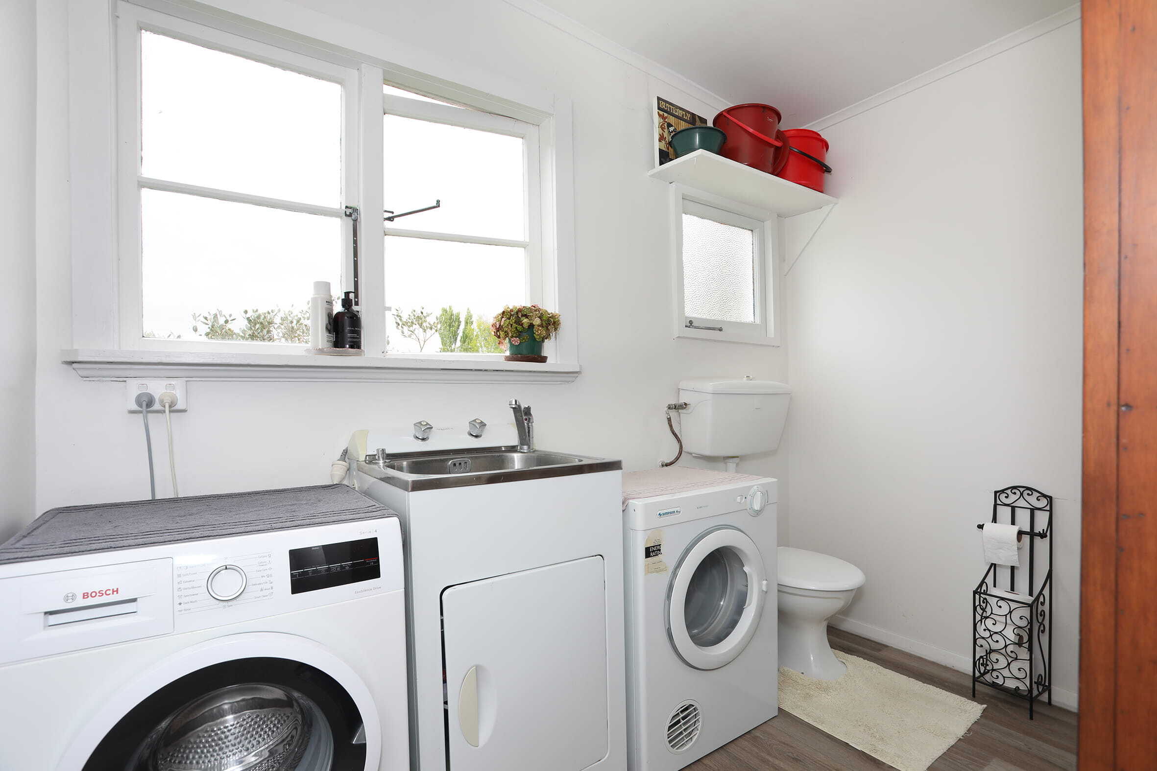 Property Picture: Quiet country living close to town
