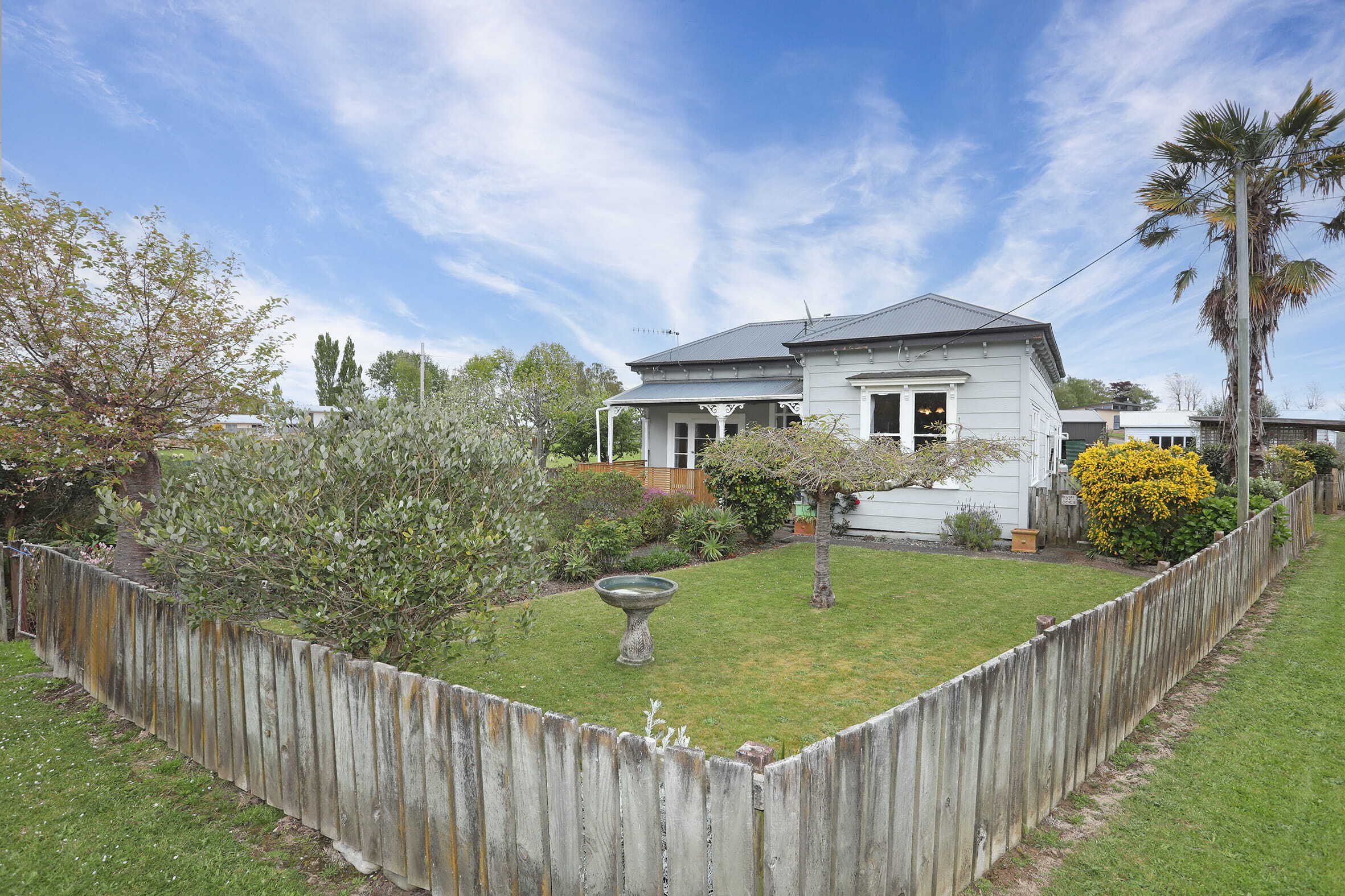 Property Picture: Quiet country living close to town