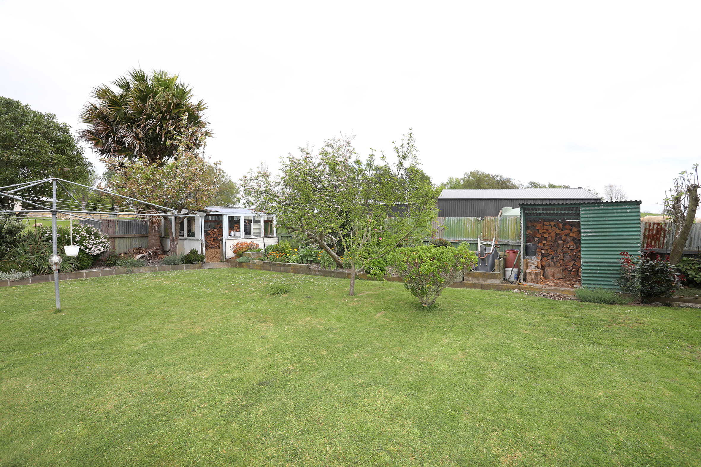 Property Picture: Quiet country living close to town