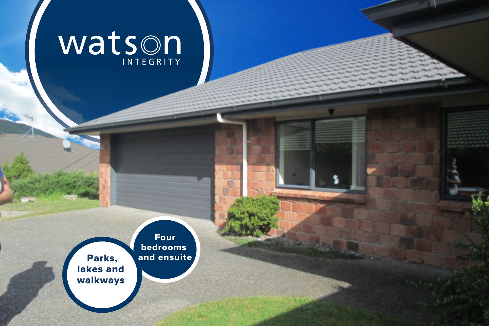 Paraparaumu - 4 Bedrooms