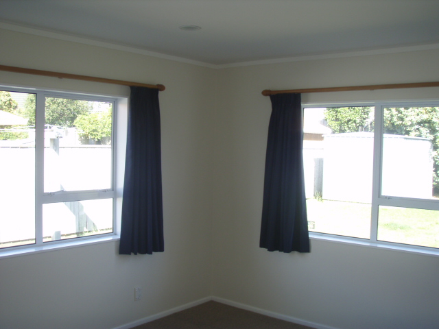 Paraparaumu - 3 Bedrooms