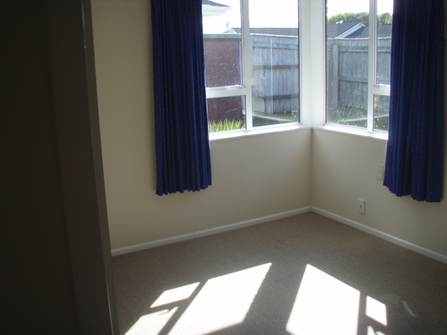 Paraparaumu - 3 Bedrooms