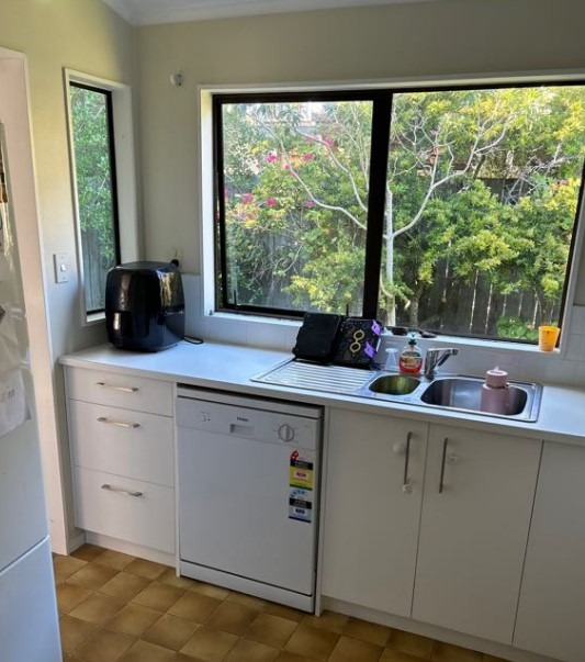 Paraparaumu Beach - 3 Bedrooms