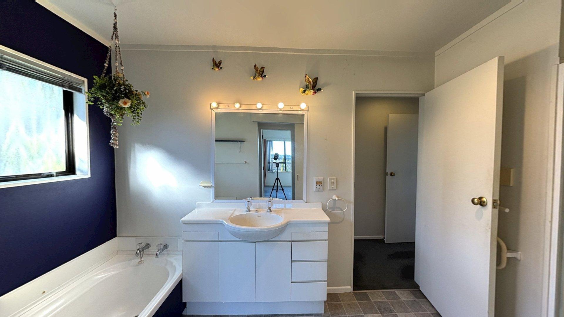 Waikanae - 3 Bedrooms