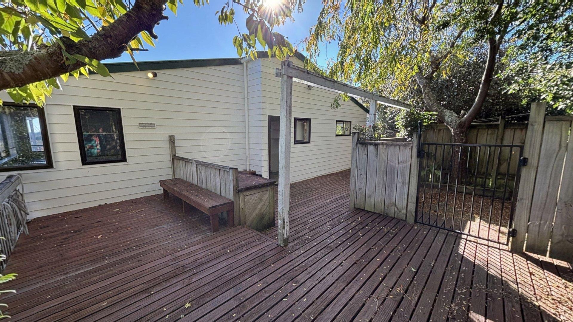 Waikanae - 3 Bedrooms