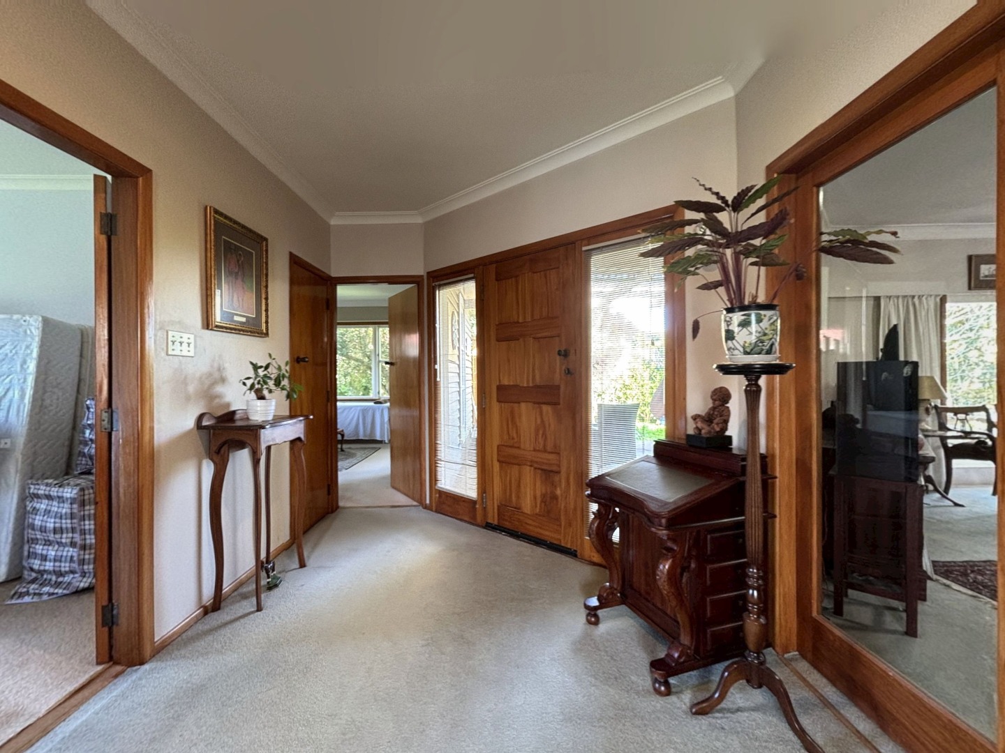 Waikanae - 4 Bedrooms