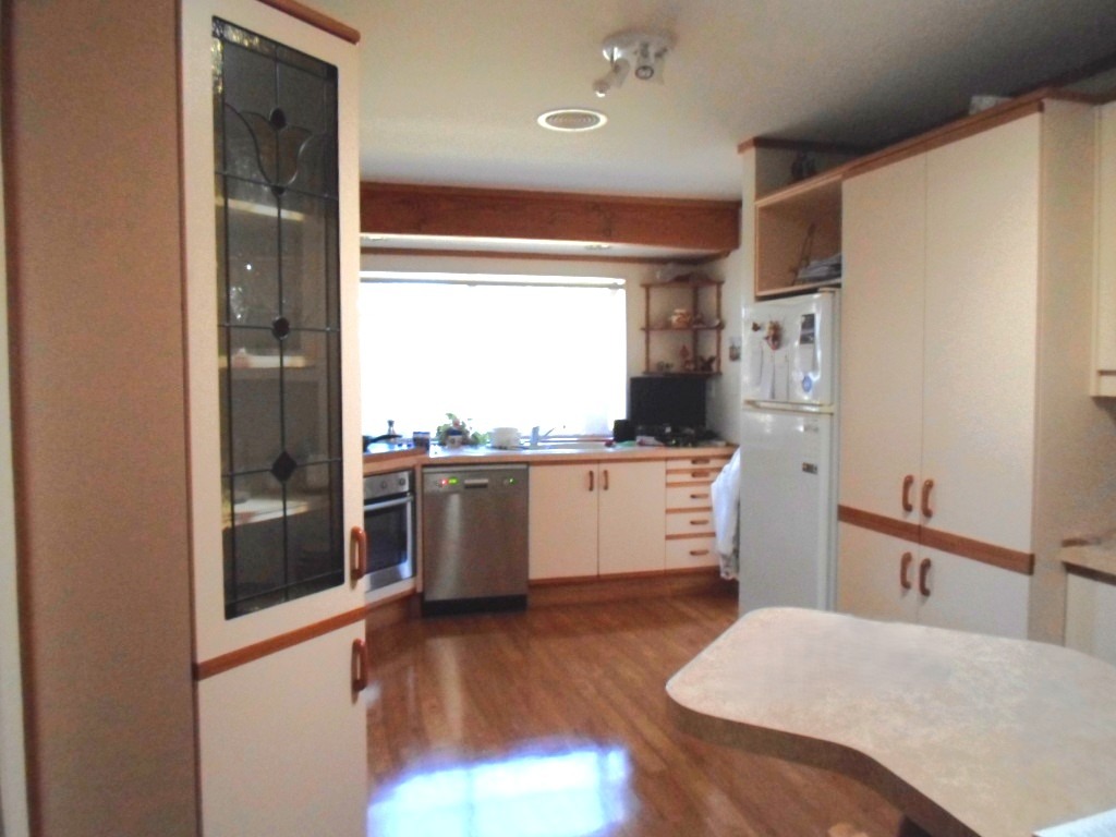 Waikanae - 4 Bedrooms