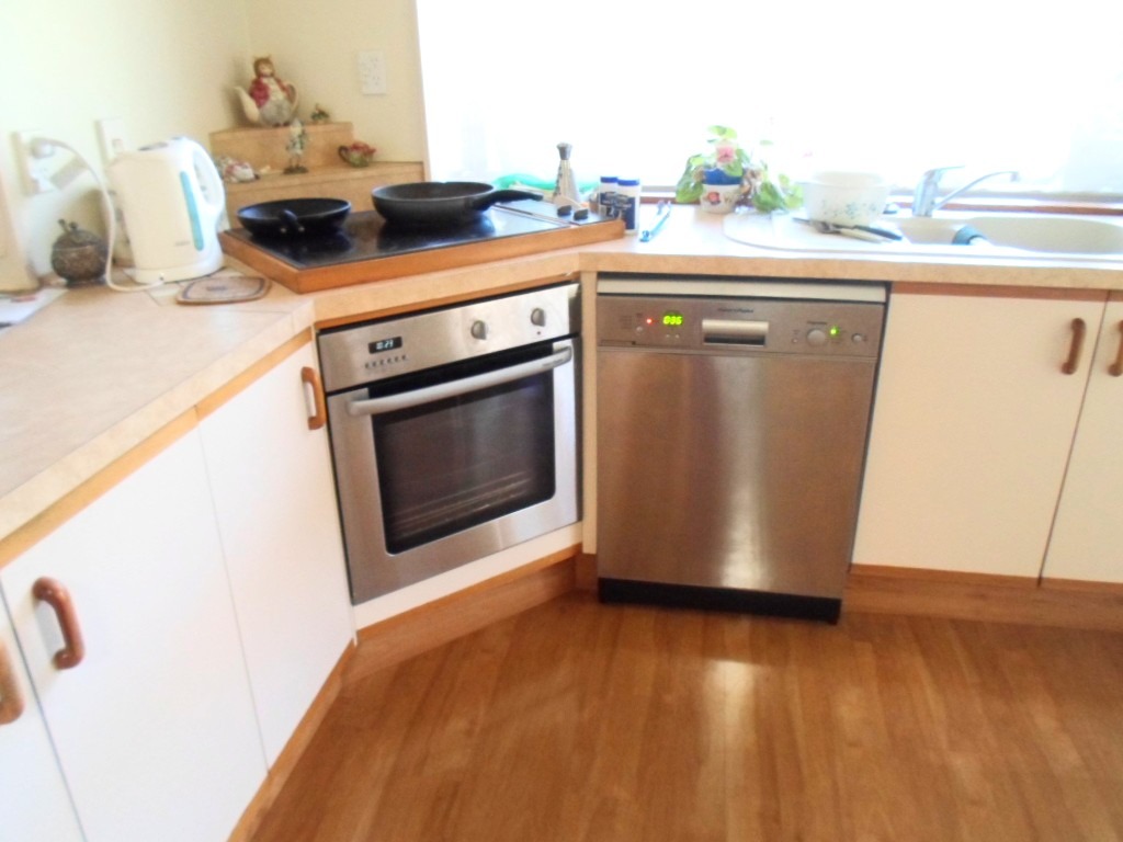 Waikanae - 4 Bedrooms