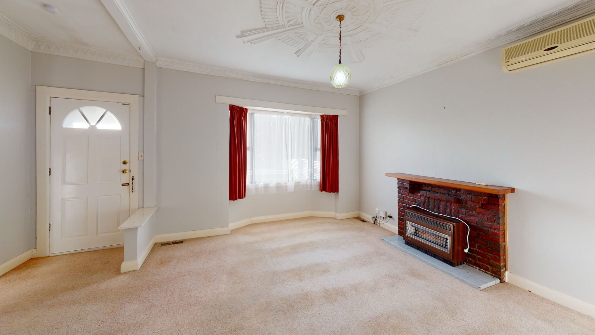 Hokowhitu - 5 bedrooms