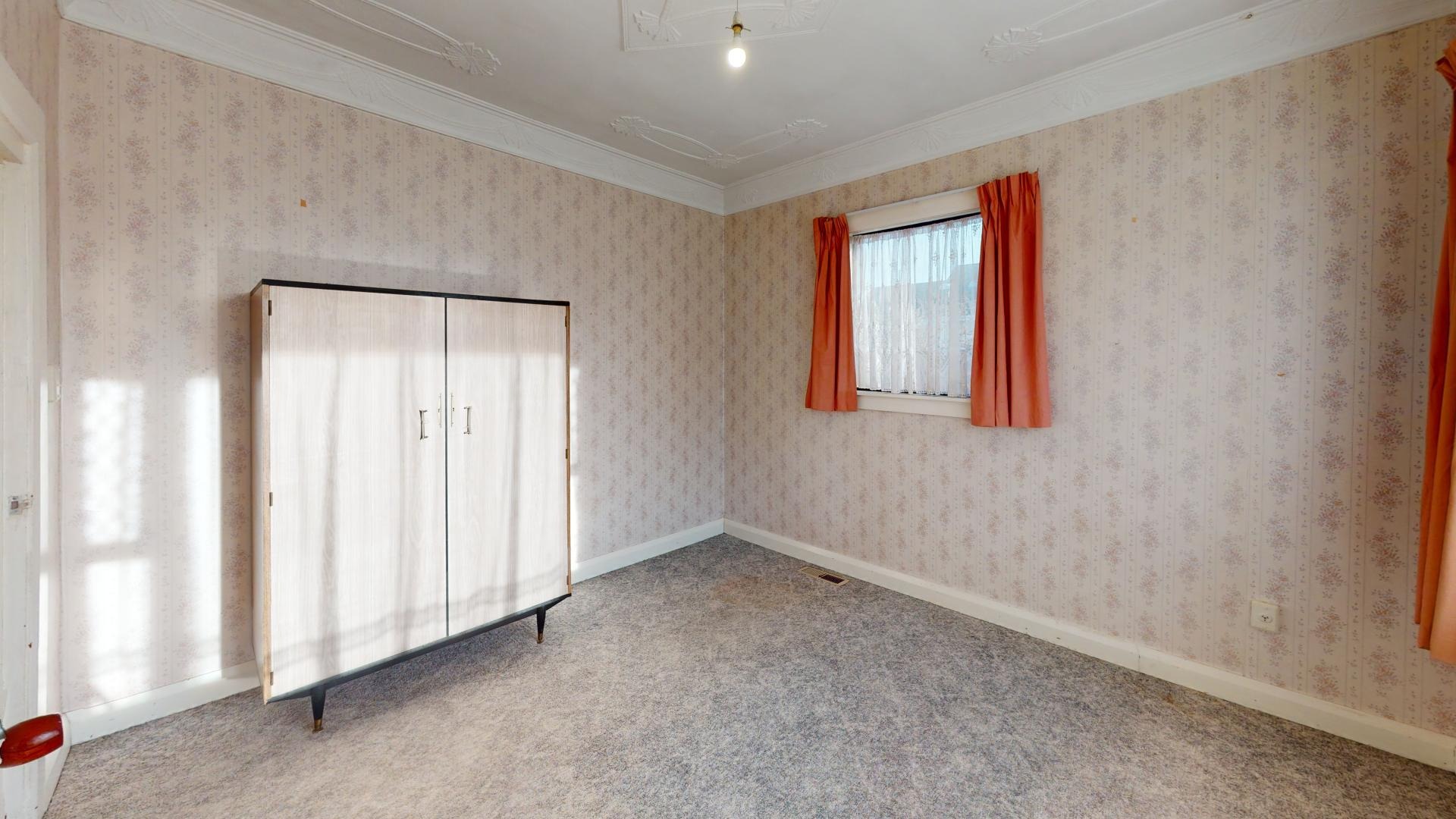 Hokowhitu - 5 bedrooms