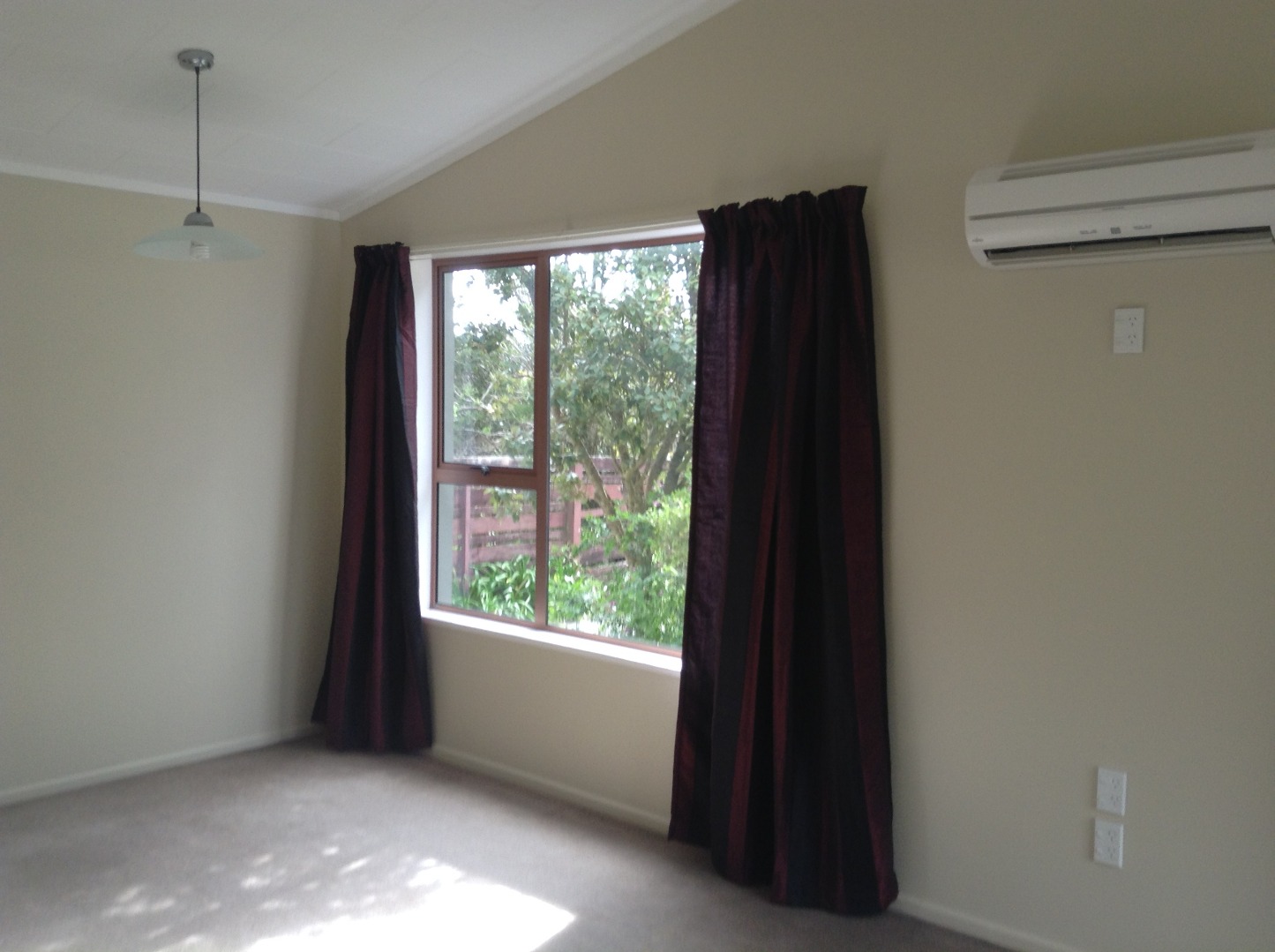 Paraparaumu Beach - 3 Bedrooms