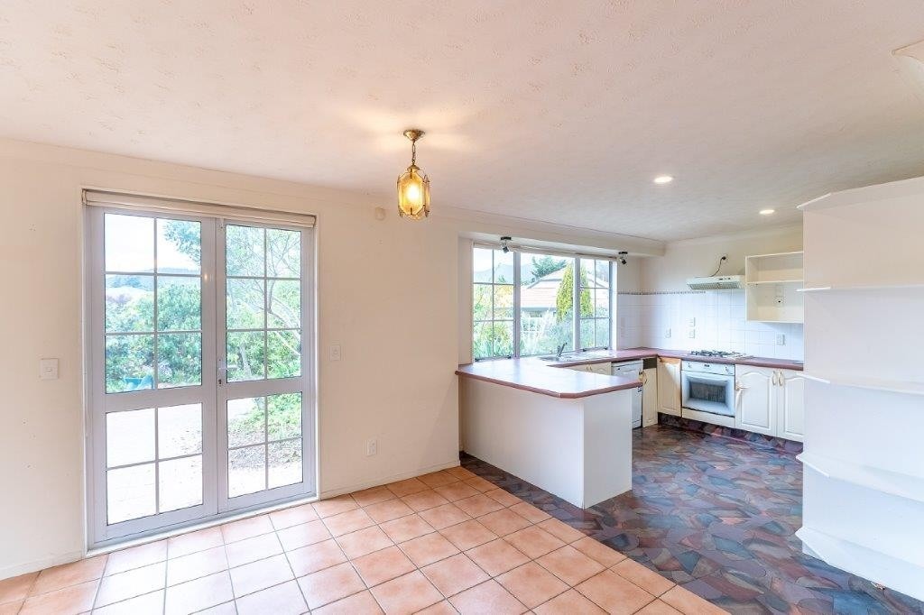 Paraparaumu - 4 bedrooms