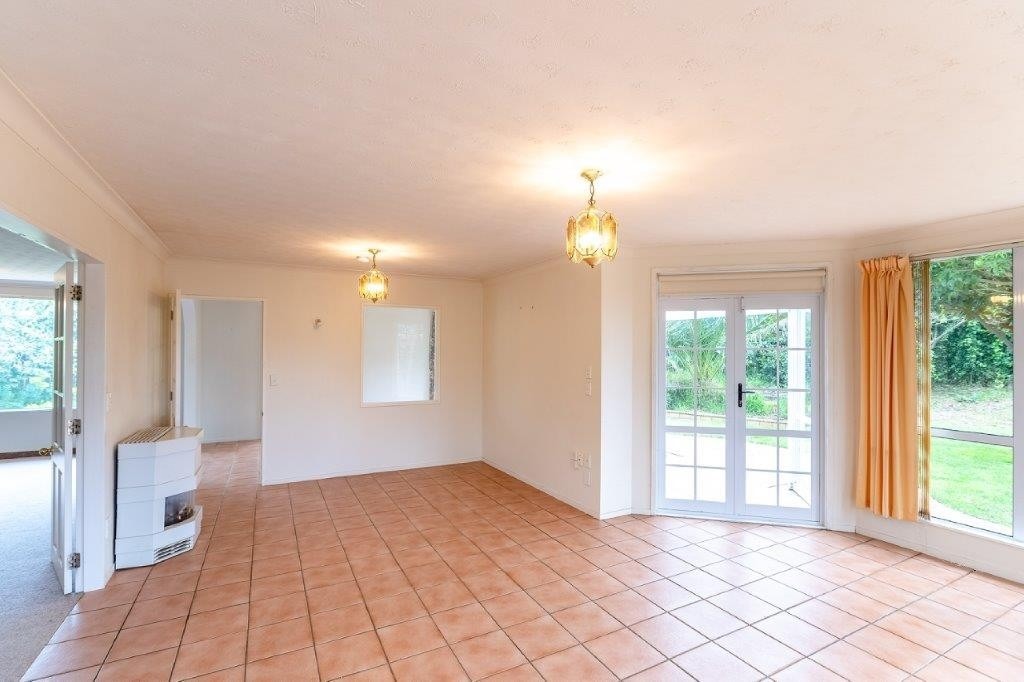 Paraparaumu - 4 bedrooms