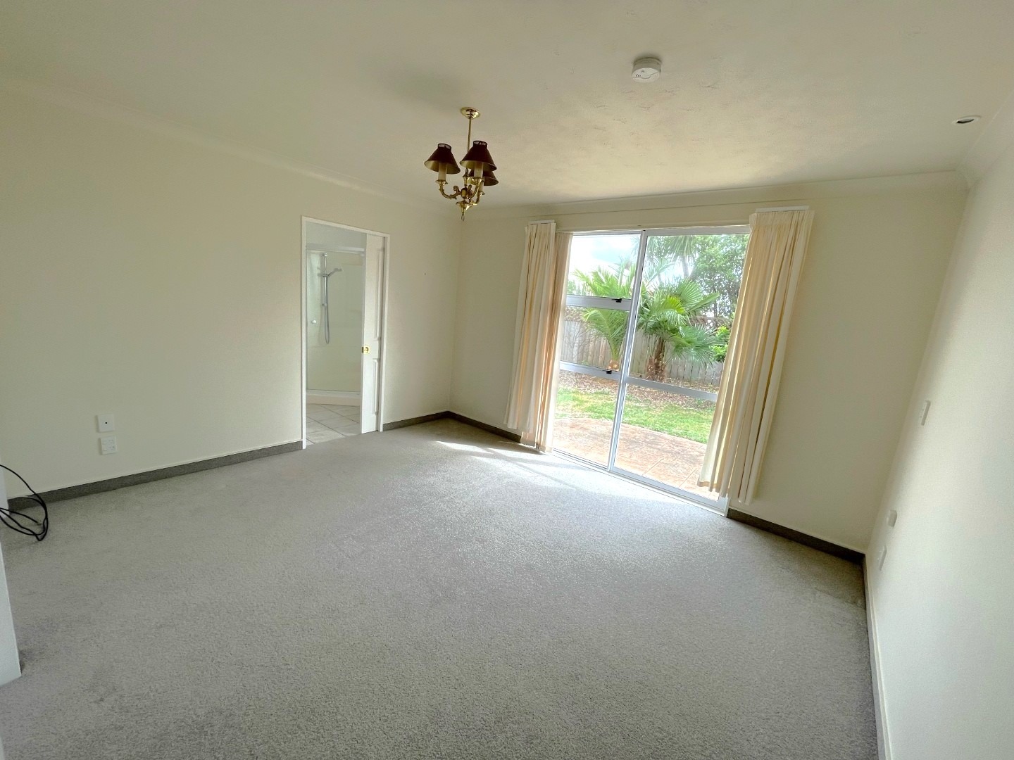 Paraparaumu - 4 bedrooms