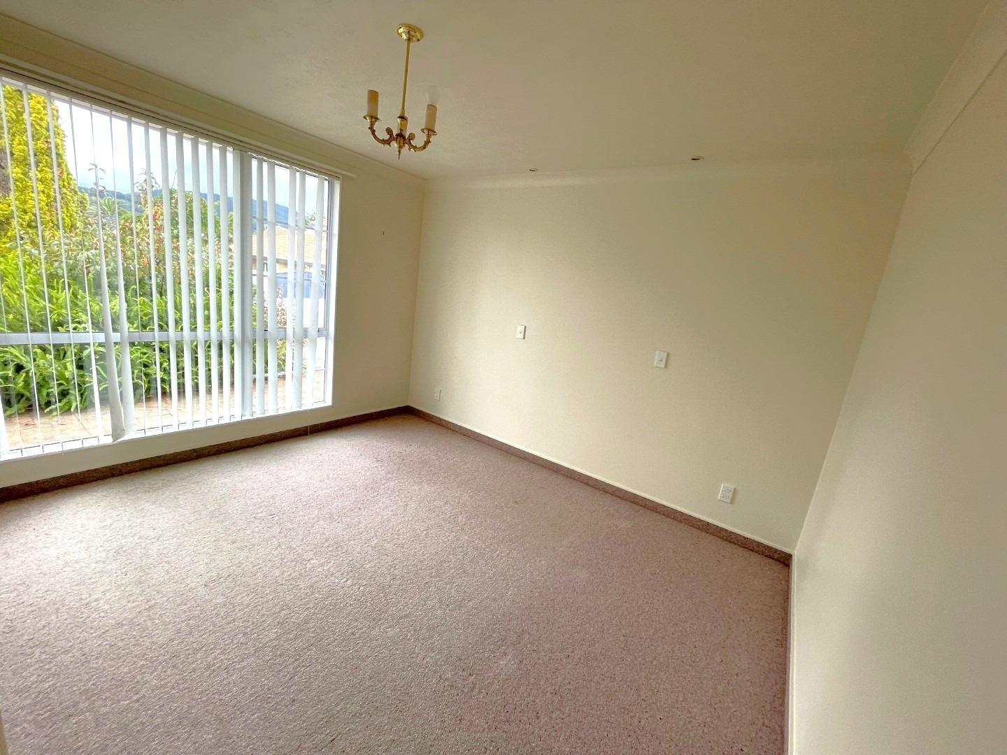 Paraparaumu - 4 bedrooms