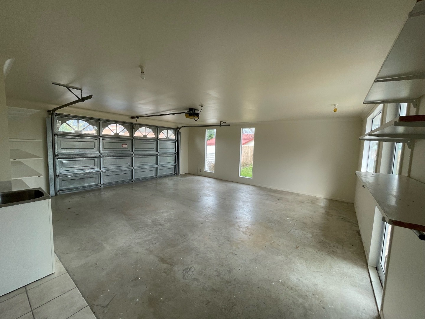 Paraparaumu - 4 bedrooms