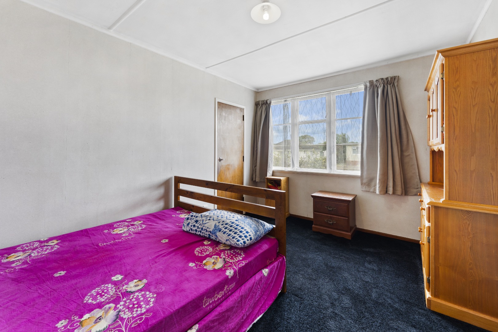 Roslyn - 3 Bedrooms