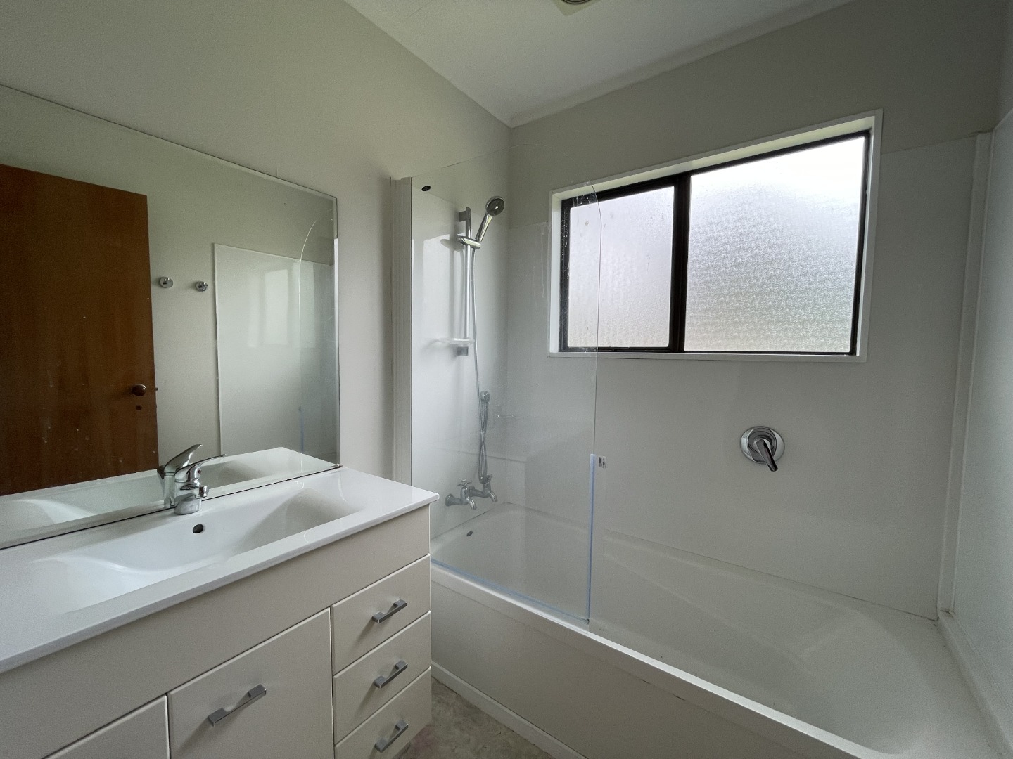 Waikanae - 3 Bedrooms