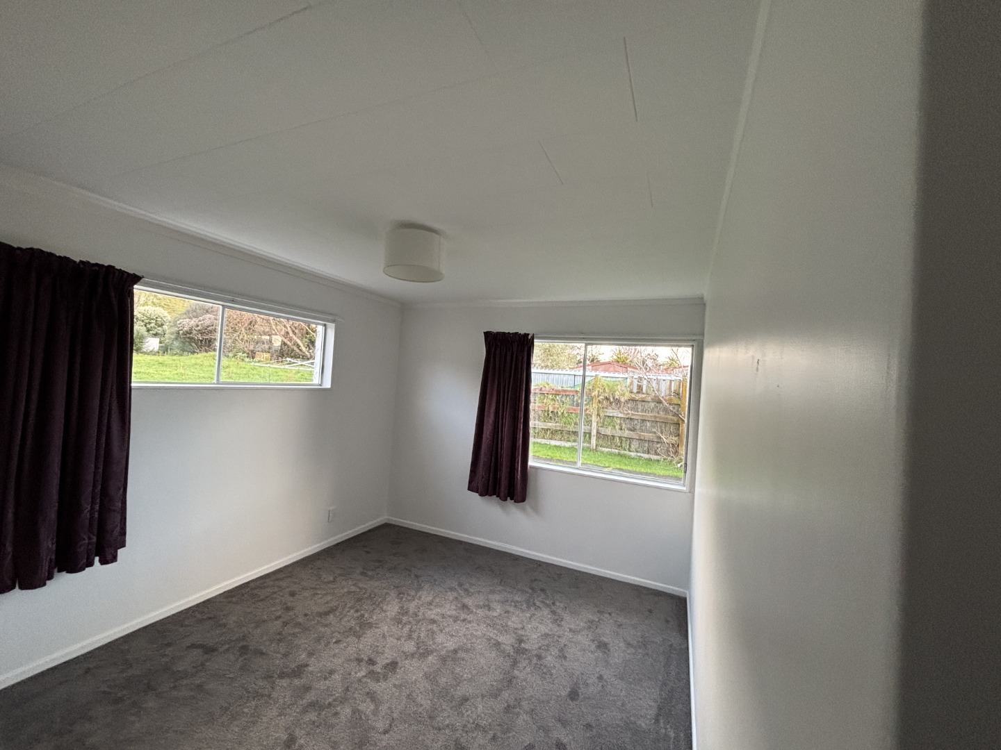 Paraparaumu - 3 Bedrooms